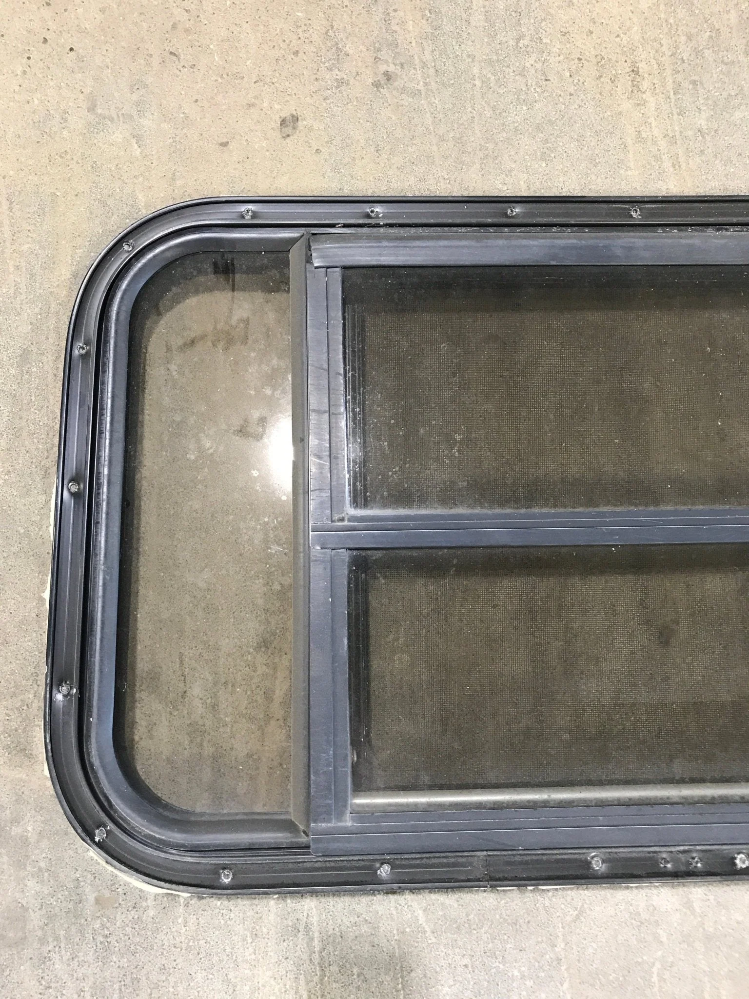 Used Black Radius Opening Window : 30 1/2" W x 18 3/4" H x 1 1/2" D - Image 2