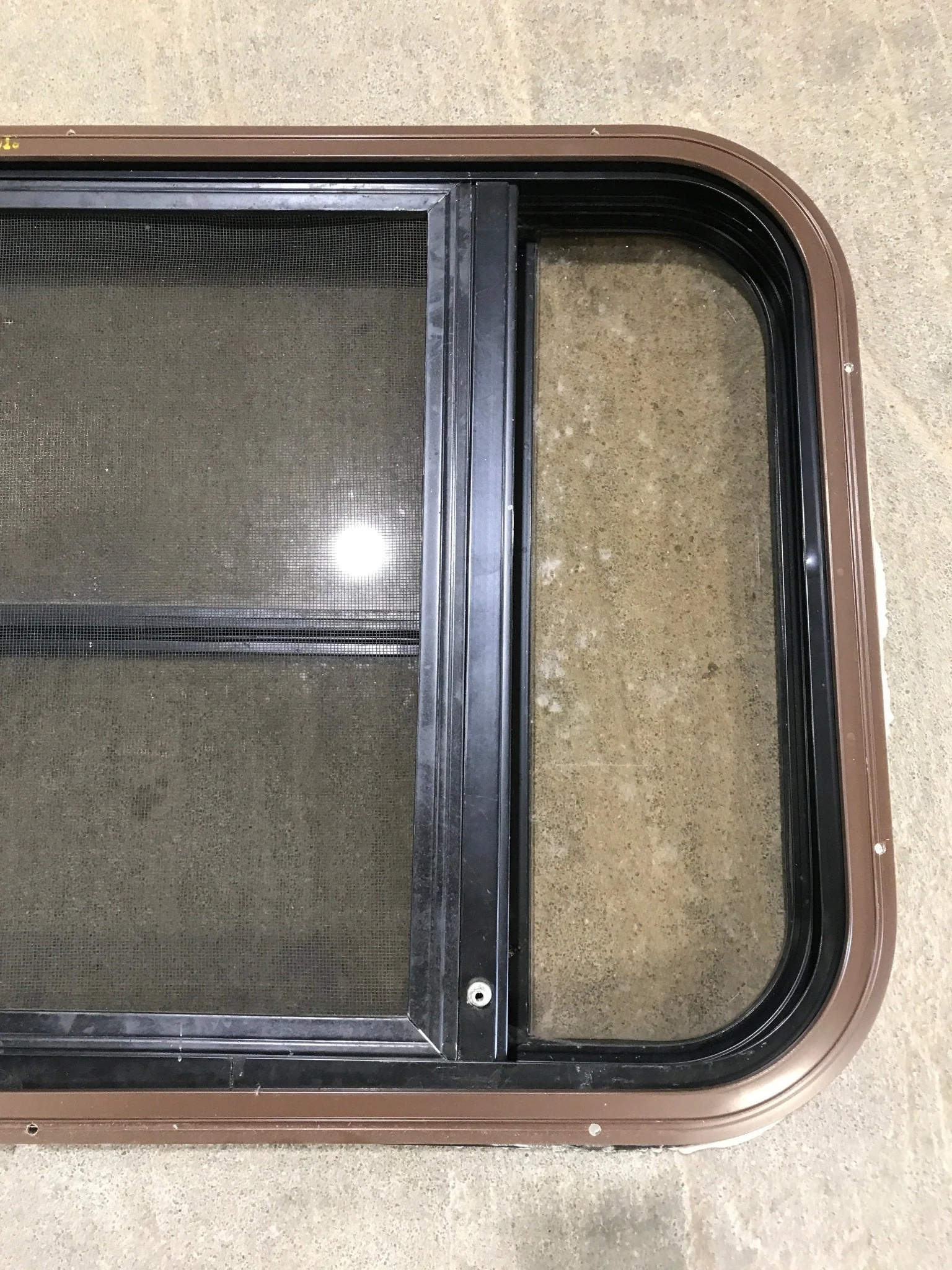 Used Black Radius Opening Window : 30 1/2" W x 18 3/4" H x 1 1/2" D - Image 7