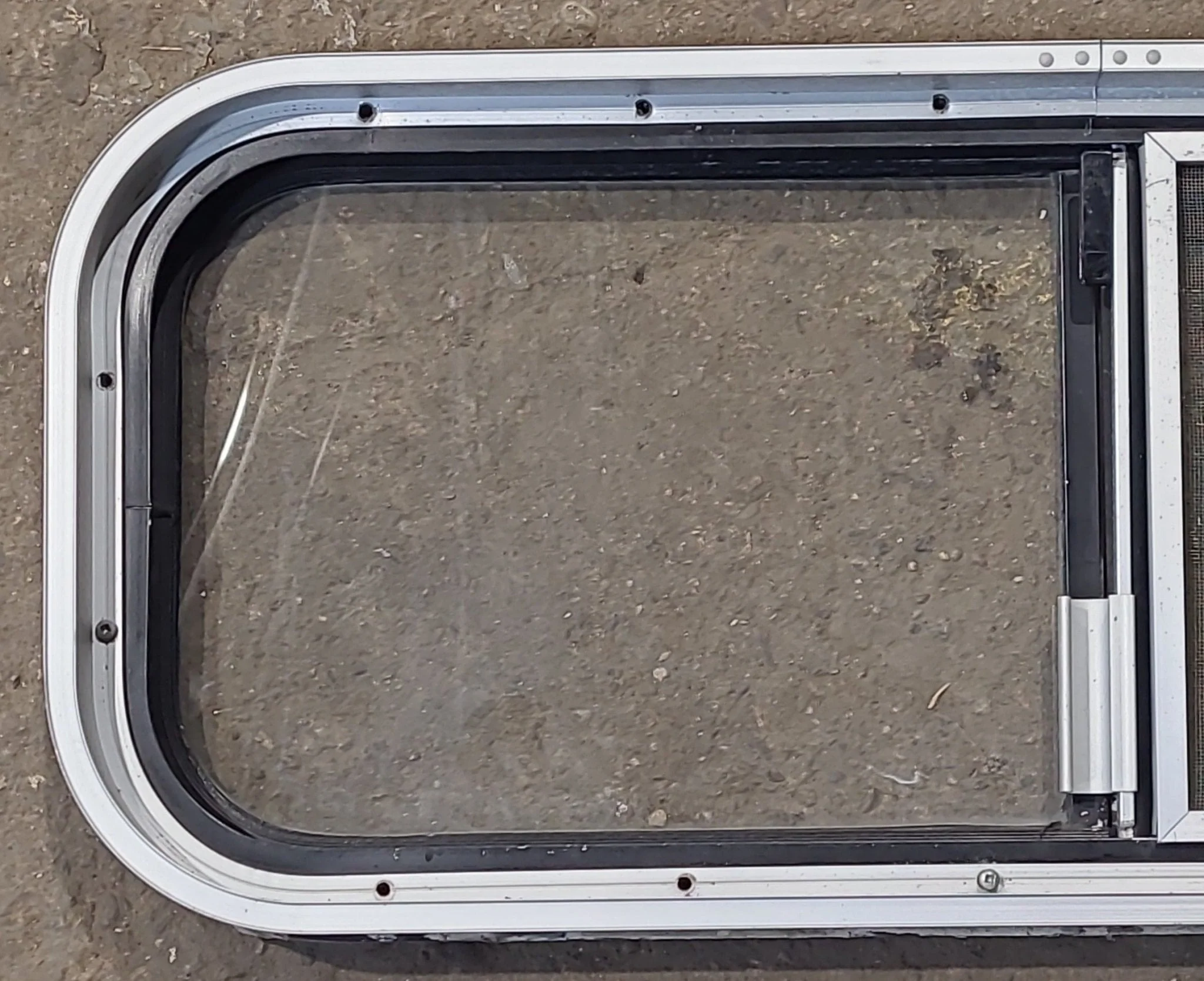 Used Black Radius Opening Window : 30 1/4" W x 11 3/4" H x 1 3/4" D - Image 6
