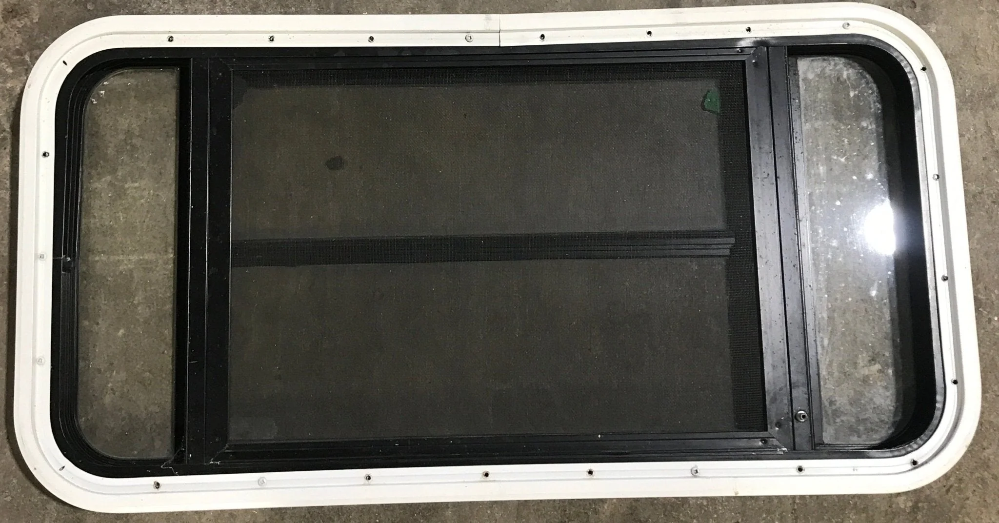 Used Black Radius Opening Window : 35" W x 17 1/4" H x 1 7/8" D - Image 4