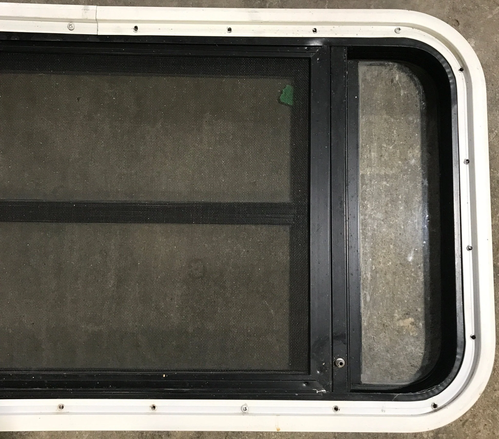 Used Black Radius Opening Window : 35" W x 17 1/4" H x 1 7/8" D - Image 6
