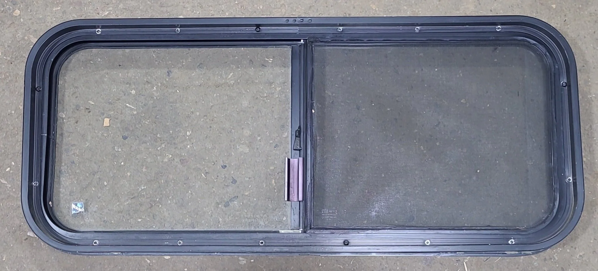 Used Black Radius Opening Window : 36 1/2" W x 14 3/4" H x 1 3/4" D - Image 4