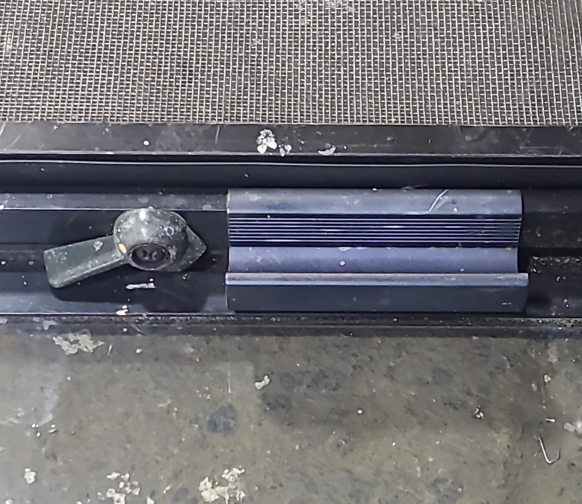 Used Black Radius Opening Window : 36 1/4" W x 48" H x 1 7/8" D - Image 7