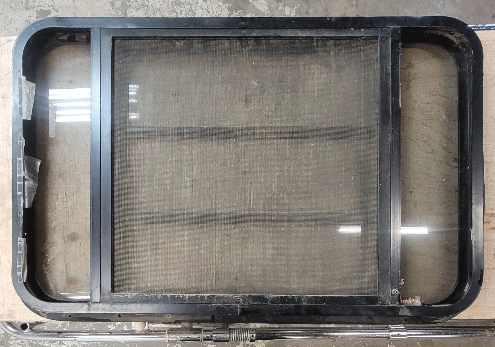 Used Black Radius Opening Window : 36 3/4" W x 23 1/4" H x 1 1/4" D - Image 4
