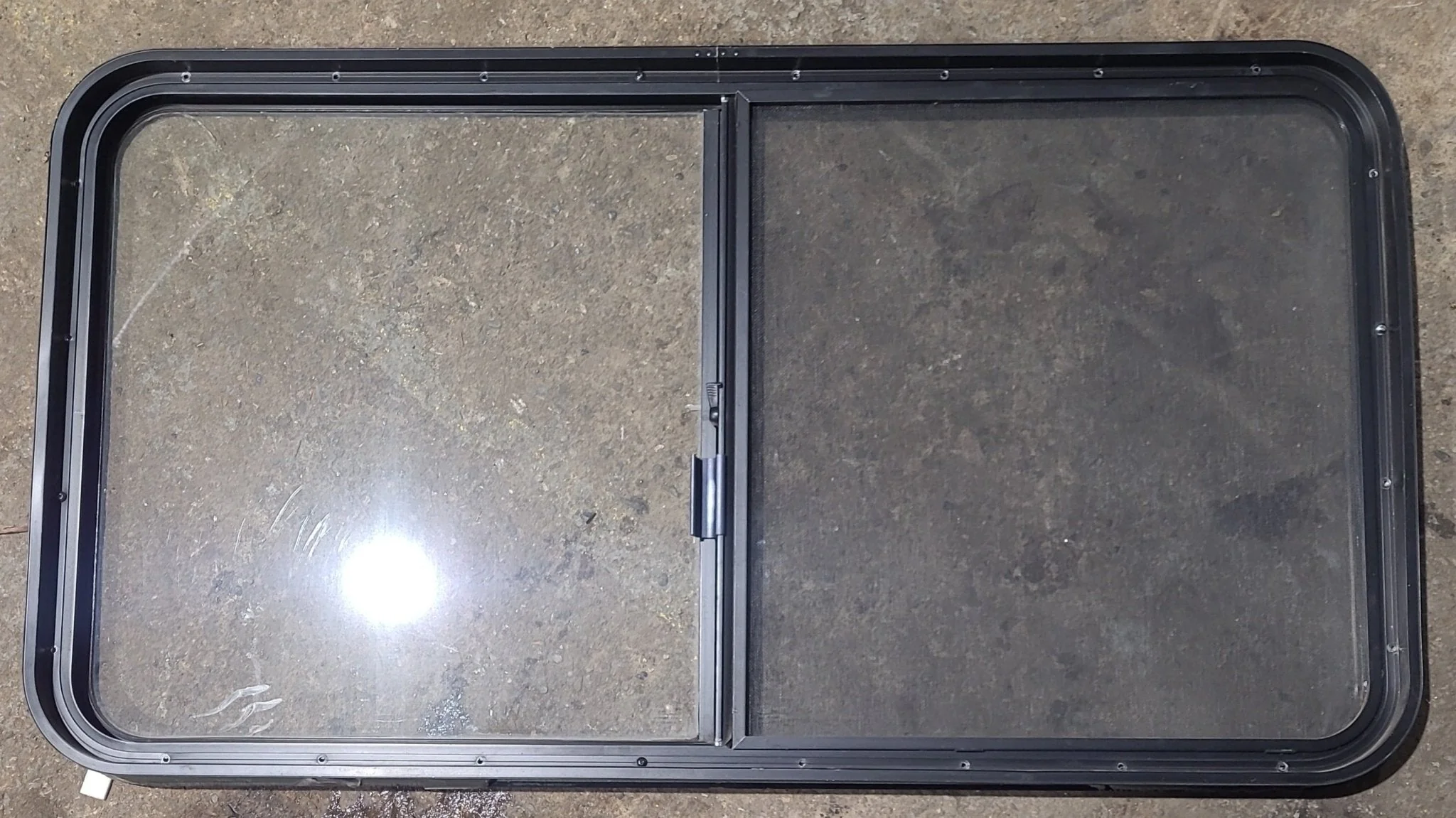 Used Black Radius Opening Window : 48 1/2" W x 26" H x 1 3/4" D - Image 5
