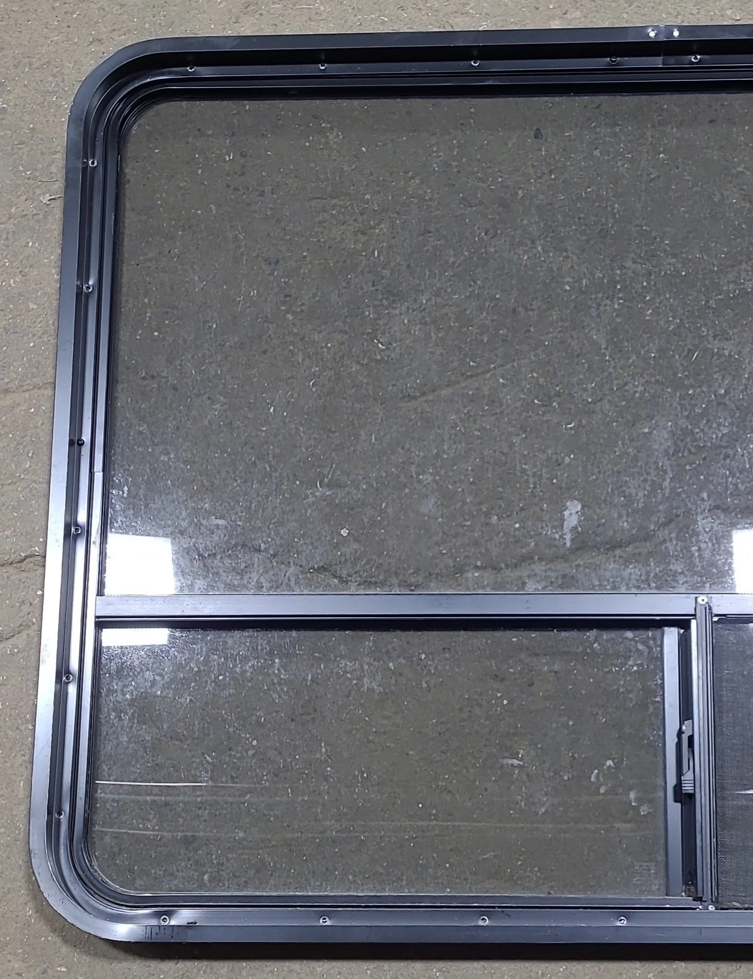 Used Black Radius Opening Window : 48 1/4" W x 35 3/4" H x 1 3/4" D - Image 5