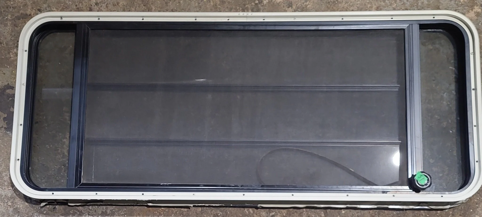 Used Black Radius Opening Window : 53 1/2" W x 21 3/4" H x 1 7/8" D - Image 4