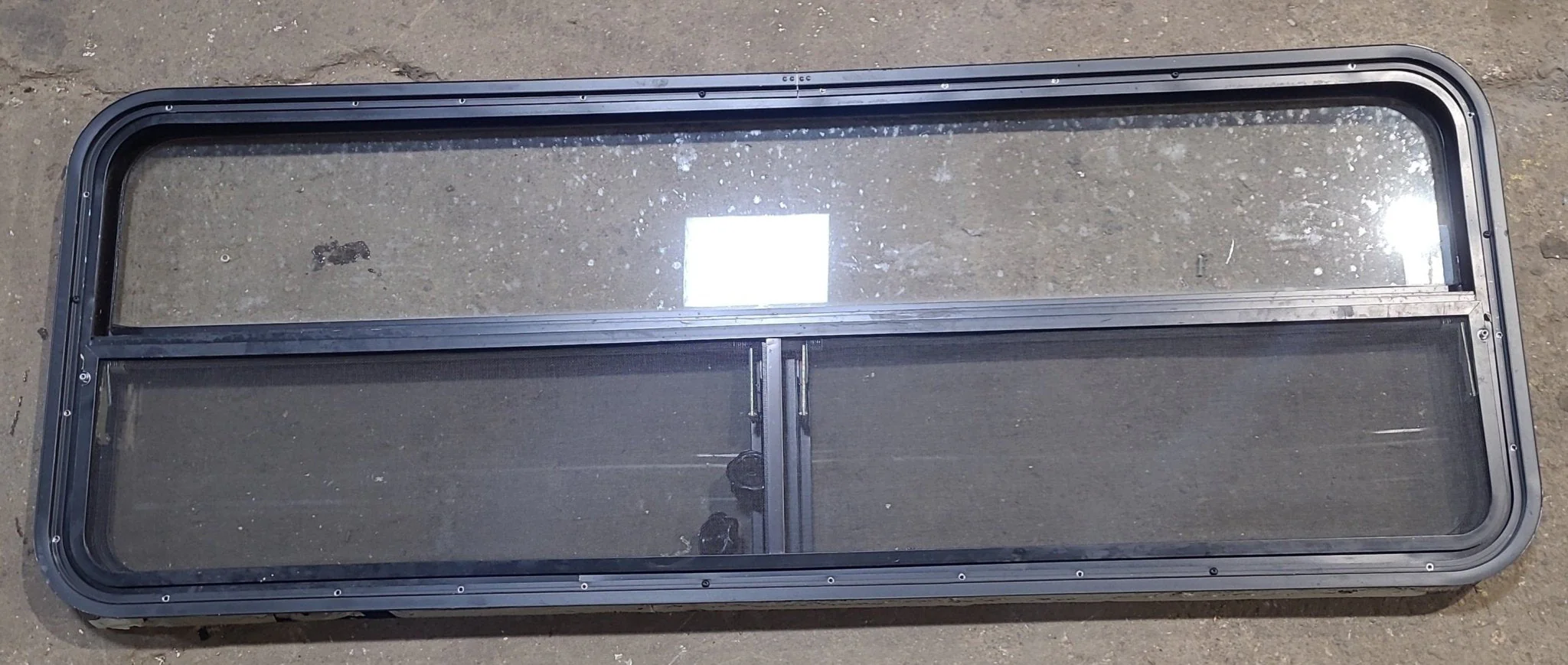 Used Black Radius Opening Window : 59 1/4" W x 21 1/4" H x 1 7/8" D - Image 4