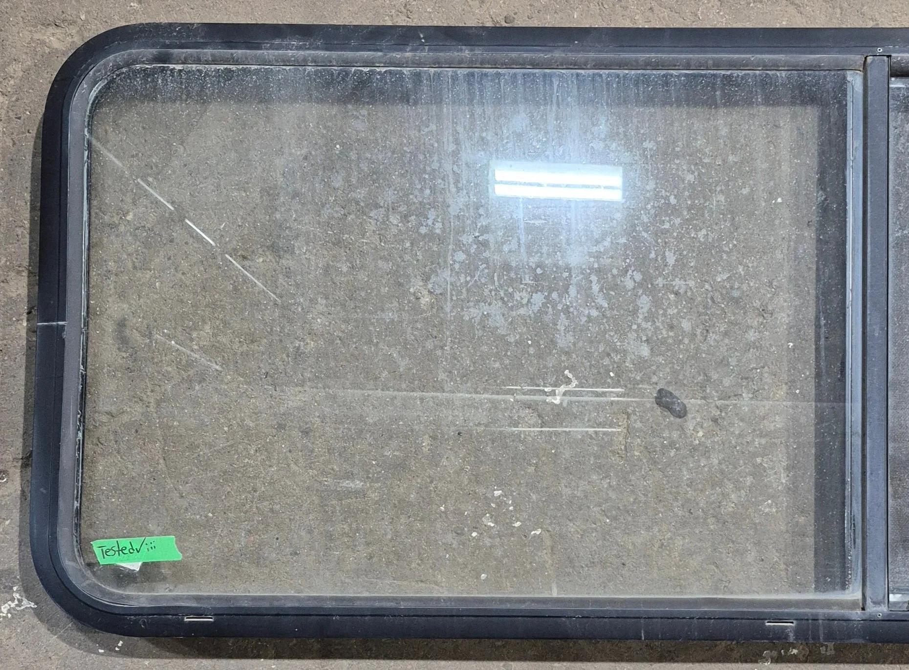 Used Black Radius Opening Window : 60 1/4" W x 21 3/4" H x 1 5/8" D - Image 2
