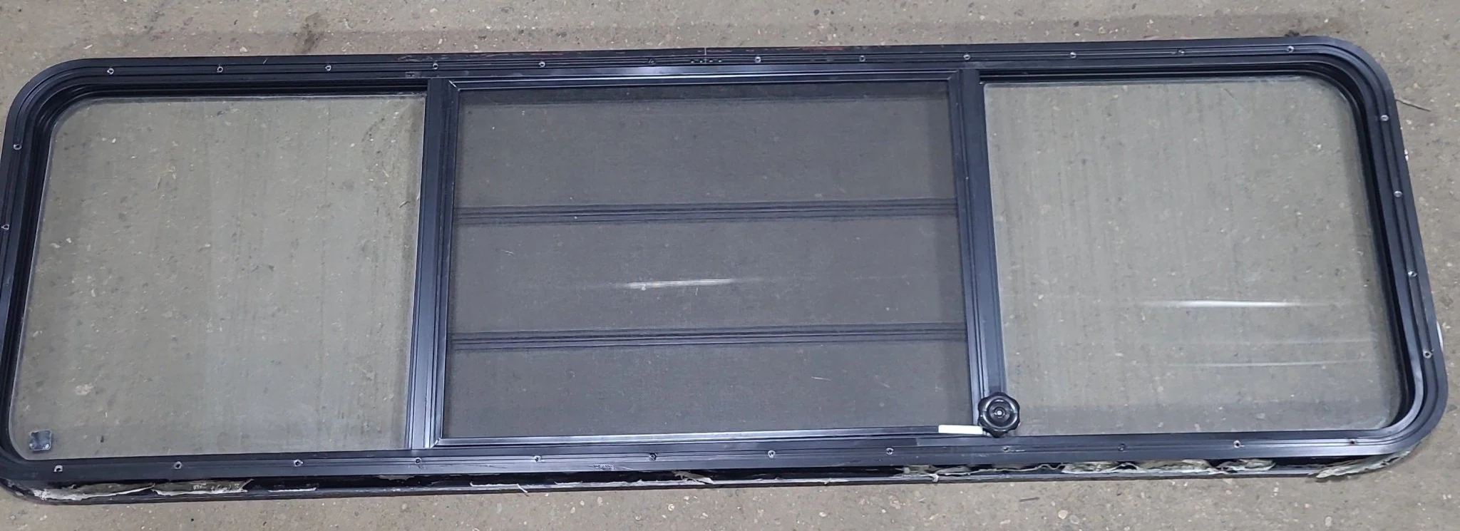 Used Black Radius Opening Window : 71 1/2" W x 21 3/4" H x 1 3/4" D - Image 4