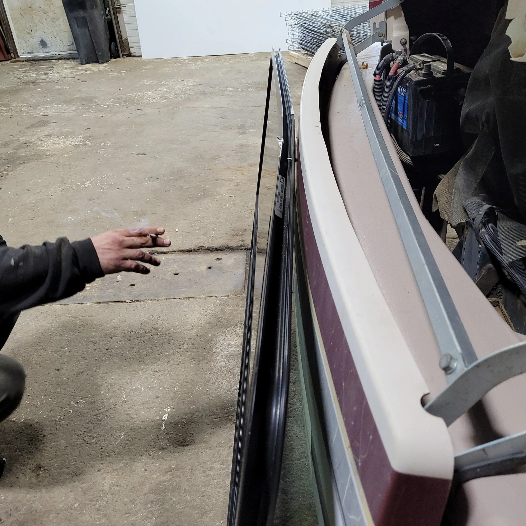 Used Black Radius Opening Window : 72" X 35" X 1 1/4" D - Image 6