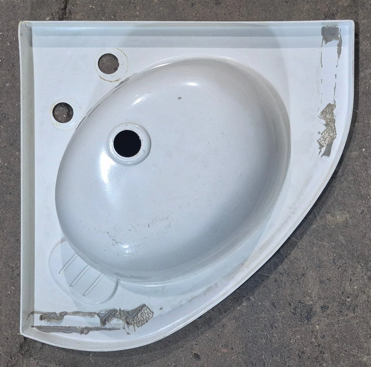 Used Bathroom Corner Sink, Off-White - 18 1/2" x 19 1/2" x 5 1/2" D - Image 2