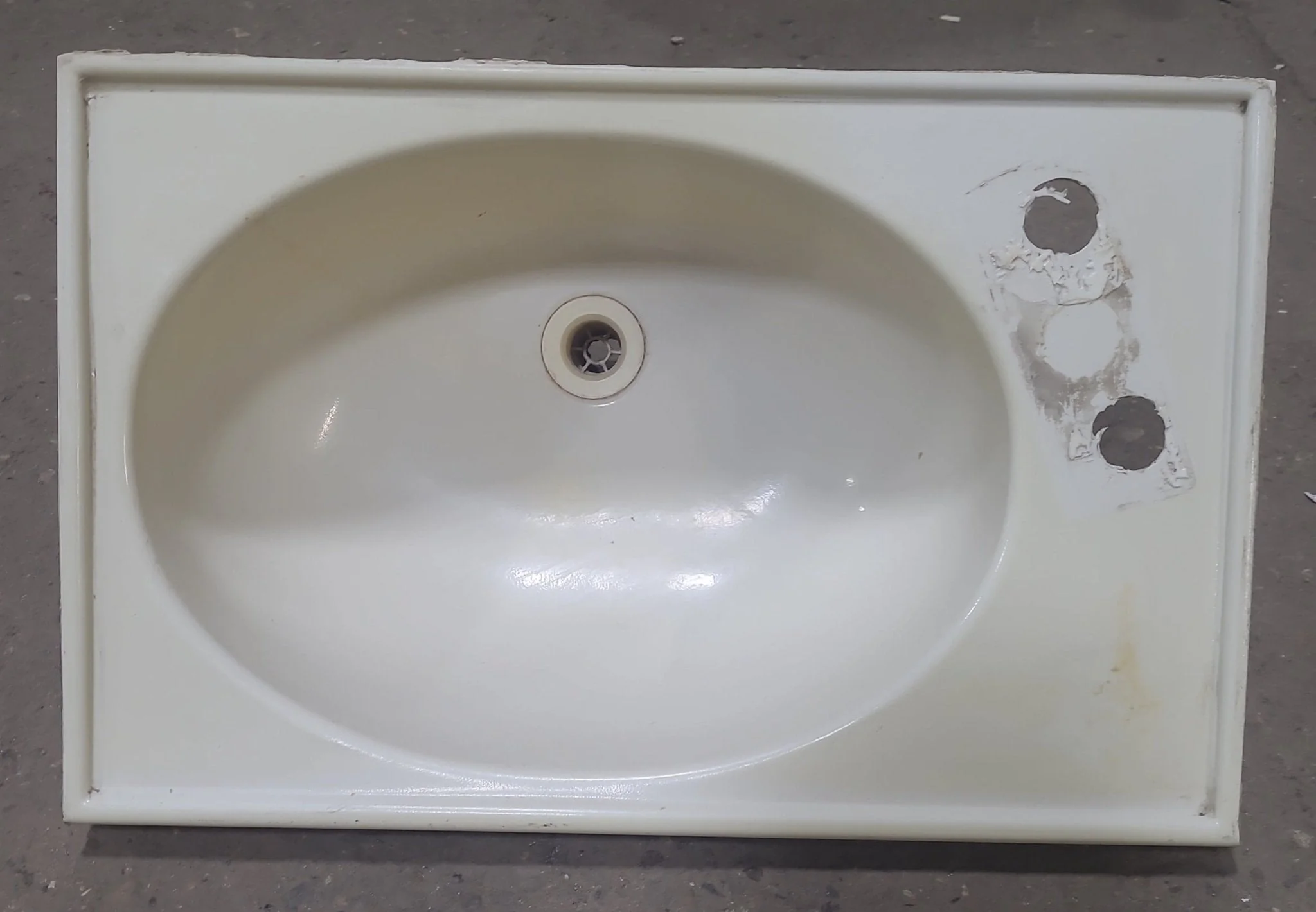 Used Bathroom Sink, Bone - 20 3/8" X 13 1/8" X 6 1/2" D
