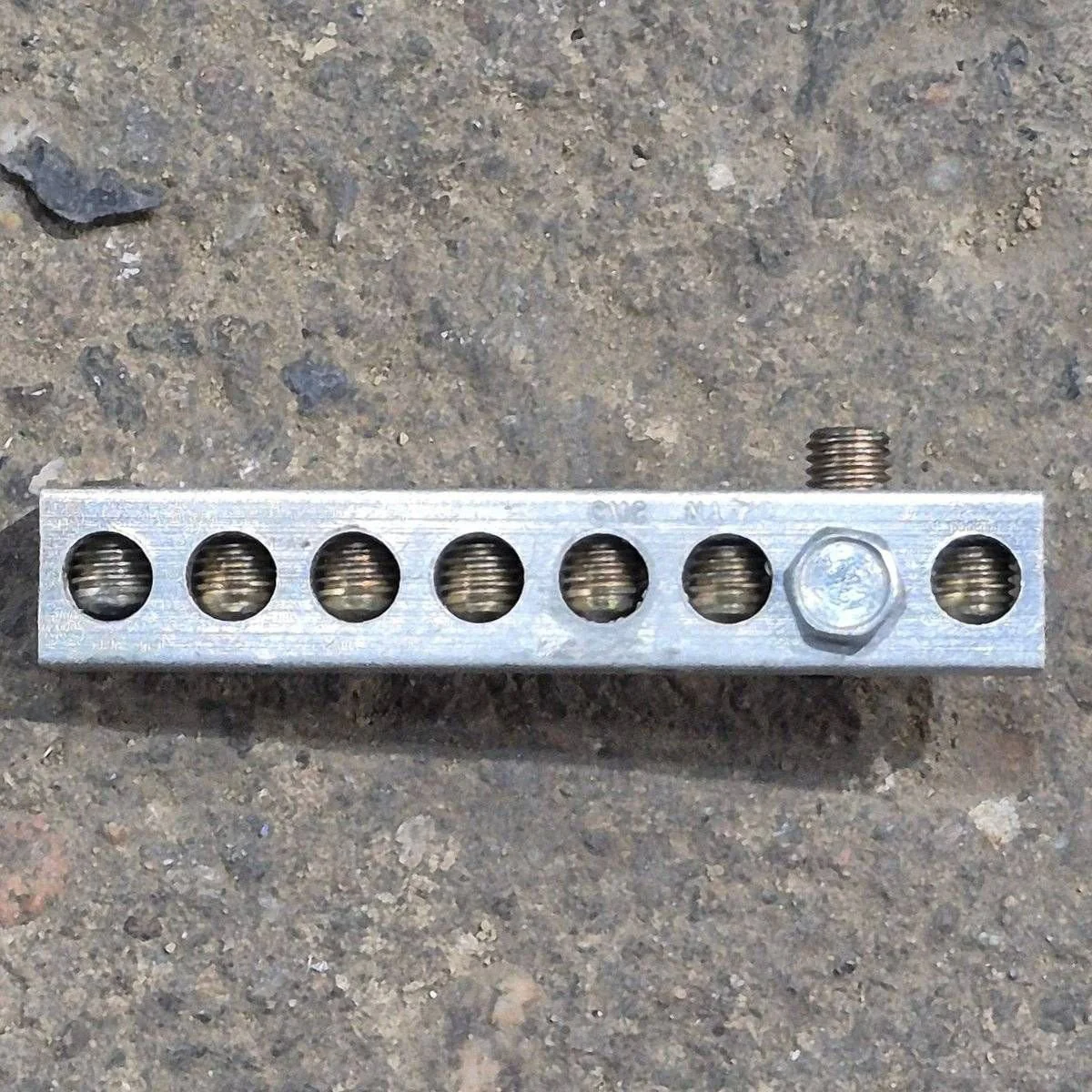 Used Breaker Bus Bar - Ground - Image 3