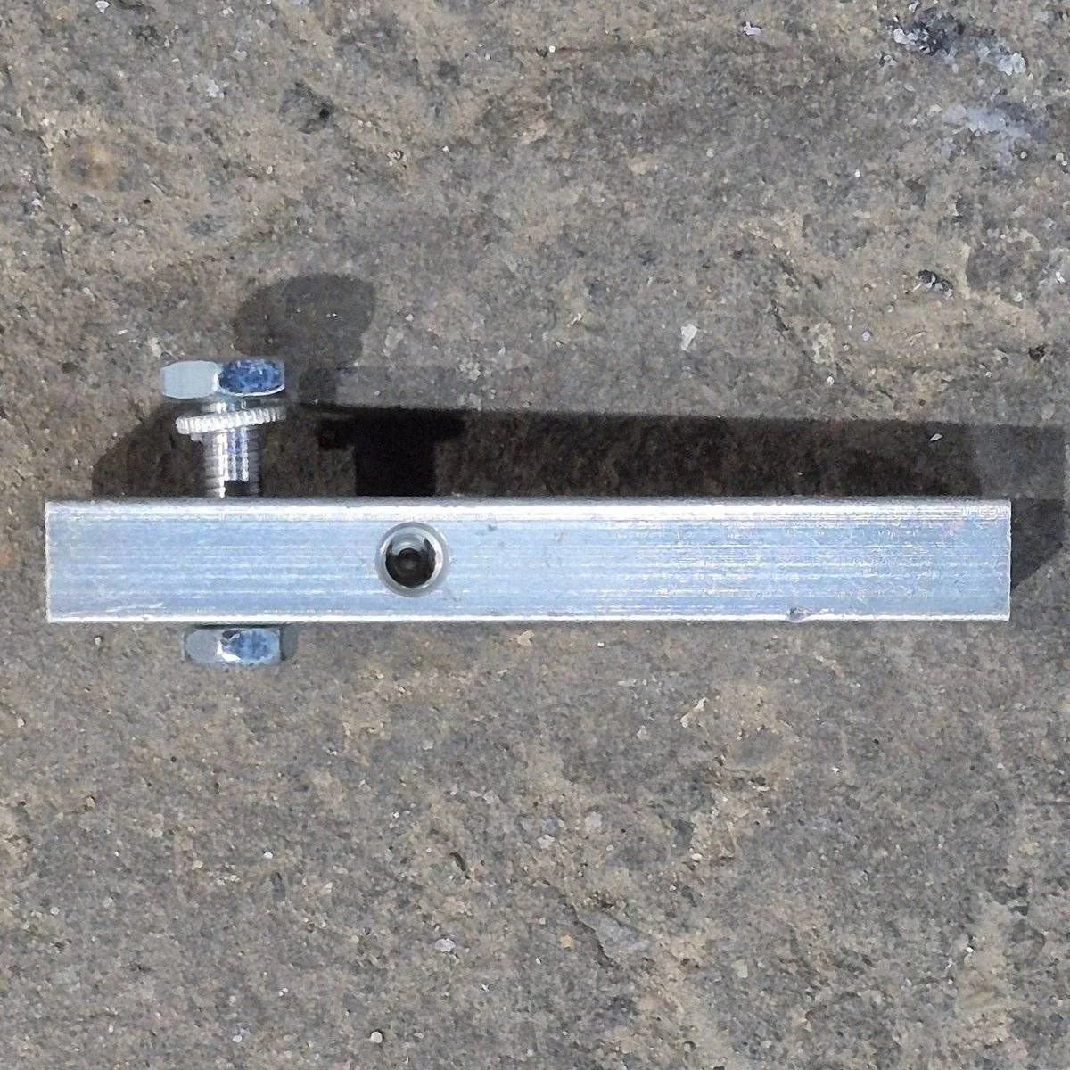 Used Breaker Bus Bar - Ground - Image 4