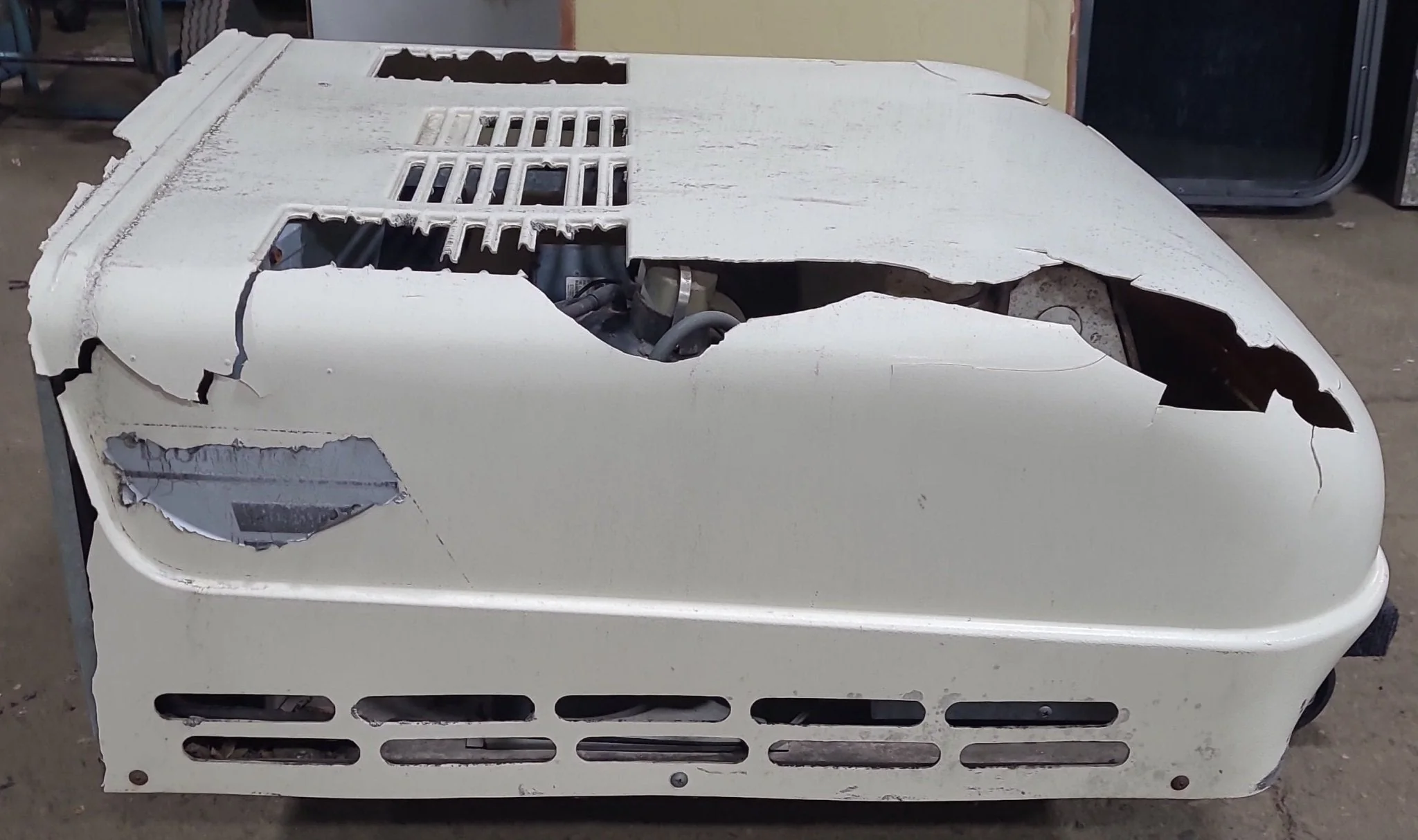 Used Brisk Air Duo-Therm Air Conditioner, Complete, 13500 BTU, Cool Only - 57915.622 - Image 3