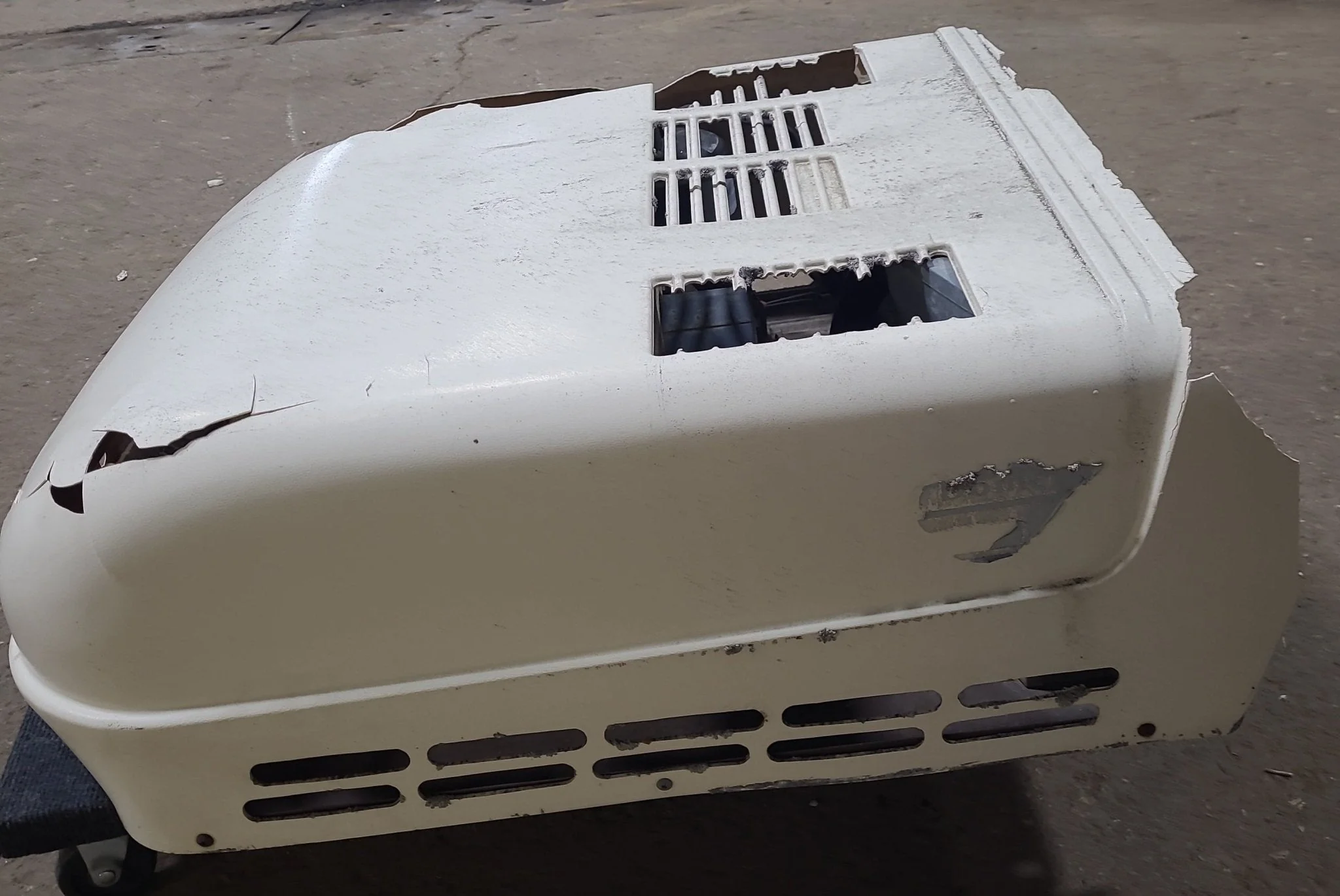 Used Brisk Air Duo-Therm Air Conditioner, Complete, 13500 BTU, Cool Only - 57915.622 - Image 5