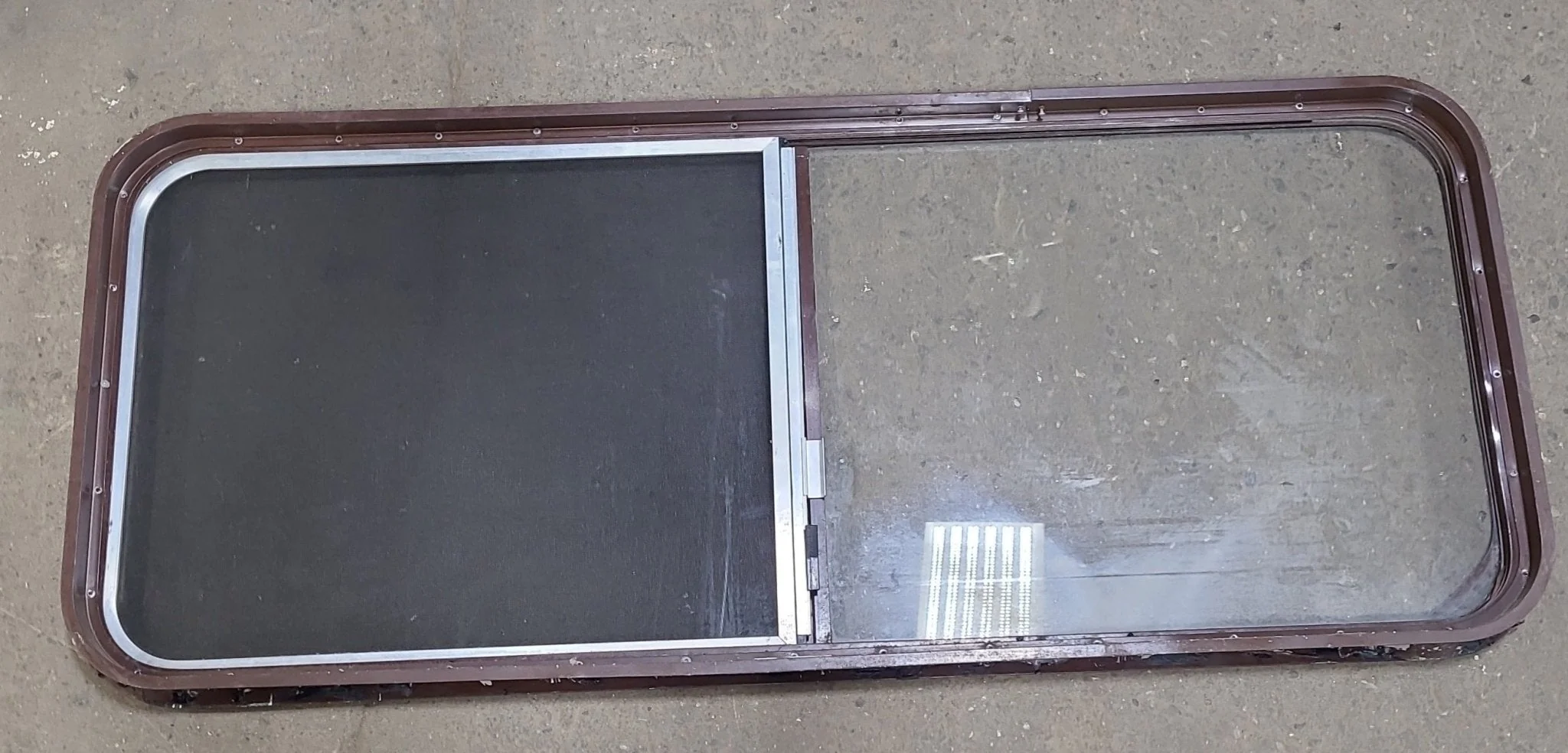 Used Brown Radius Opening Window : 53 3/4" W X 21 7/8" H X 2" D - Image 5