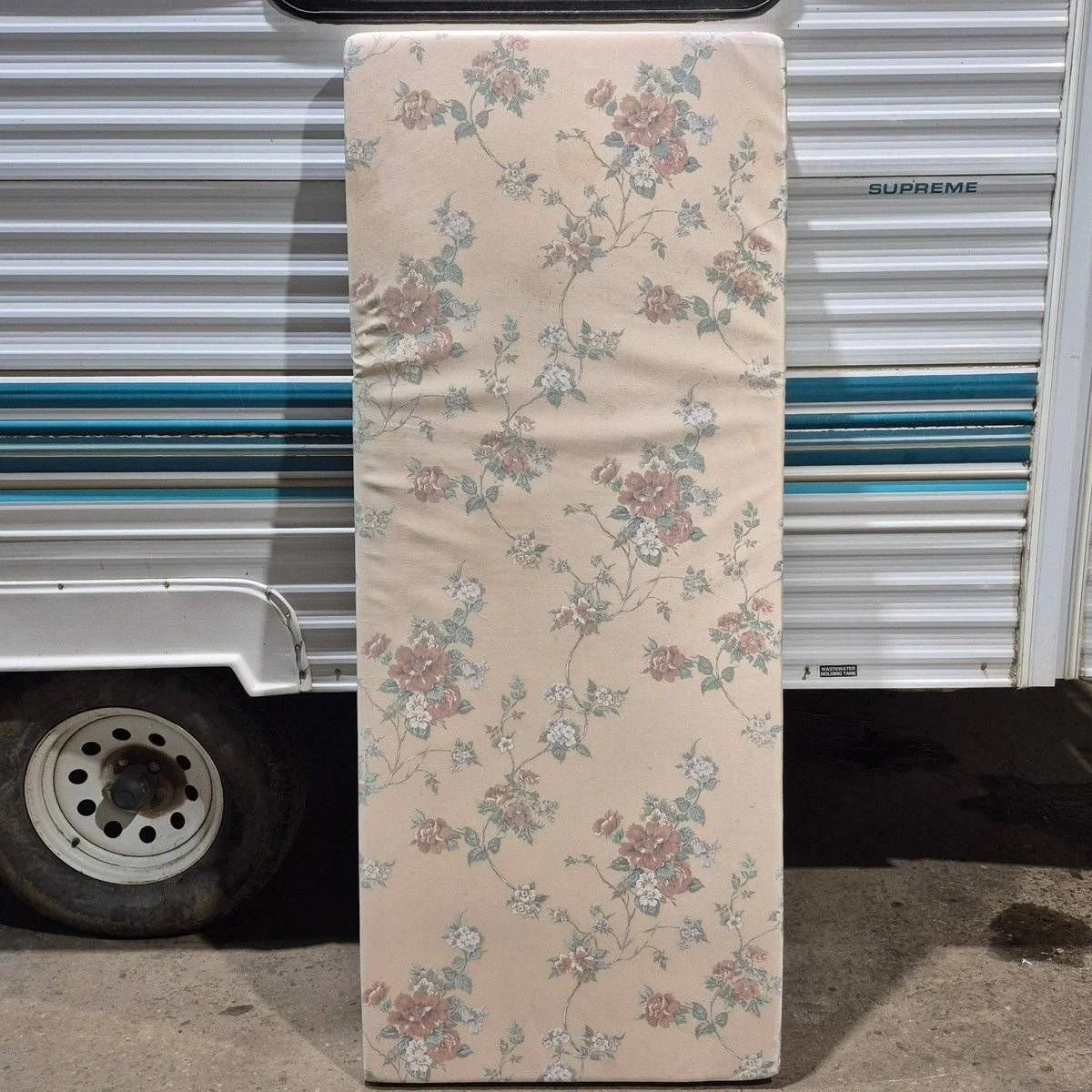 Used Bunk Mattress - 29 3/4" x 72" x 3 3/4" - Image 3
