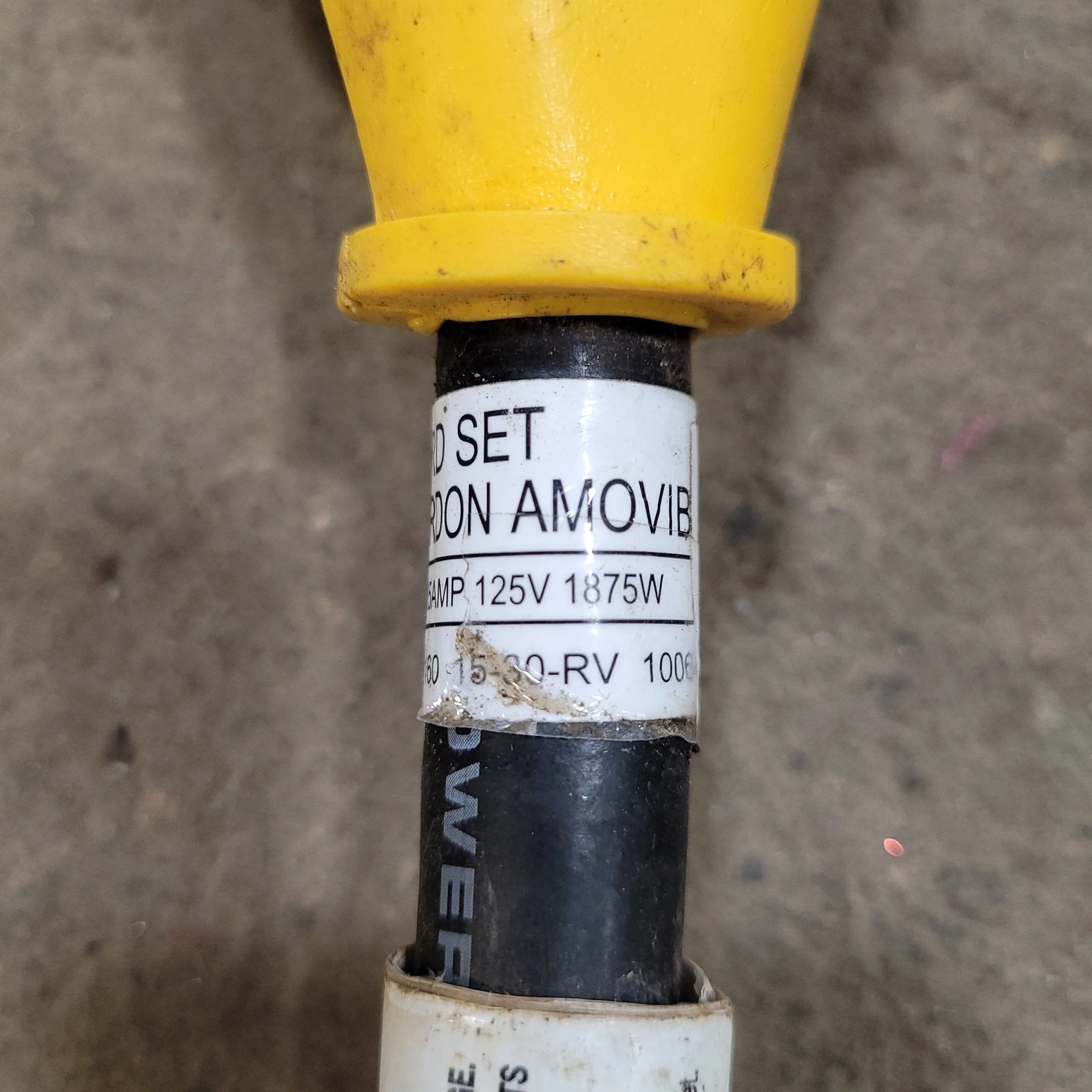 Used Camco 15AM/30AF Power Grip Dogbone - 12" 125V/1875W - Image 5