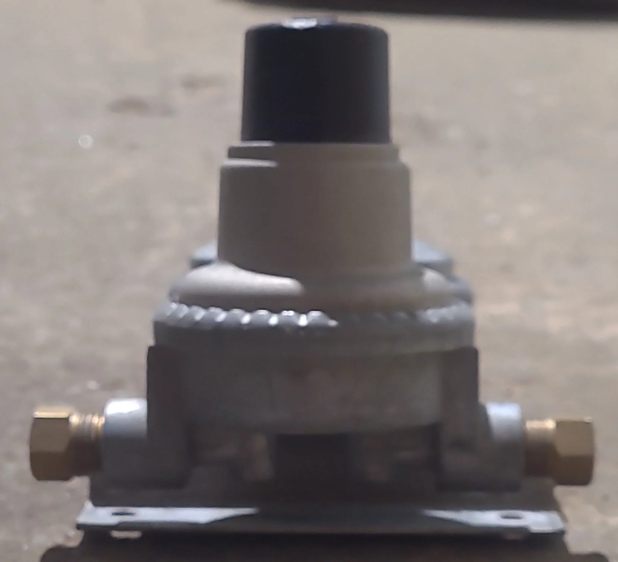 Used Camco Propane Regulator - Model AC201 - Image 6