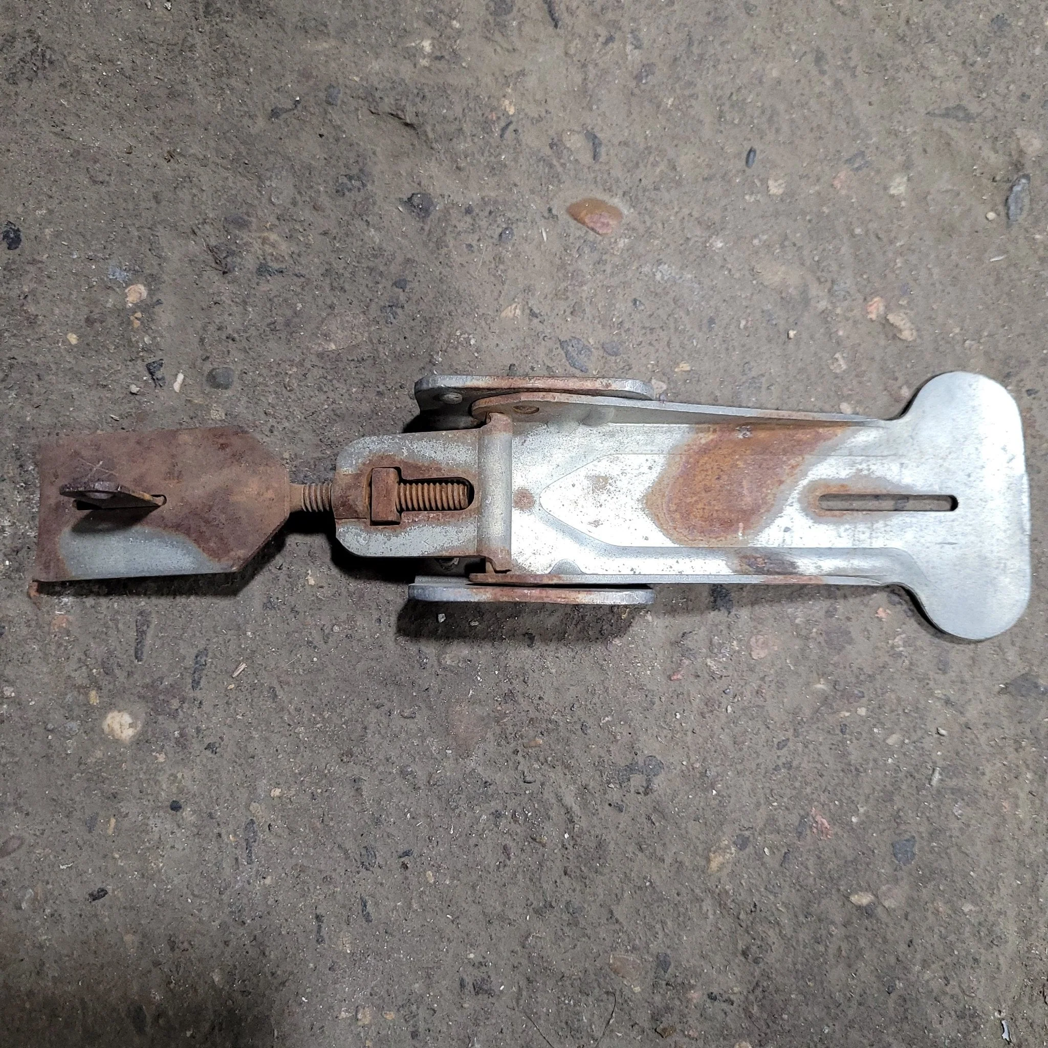 Used Tent Trailer Roof Latch - Image 4