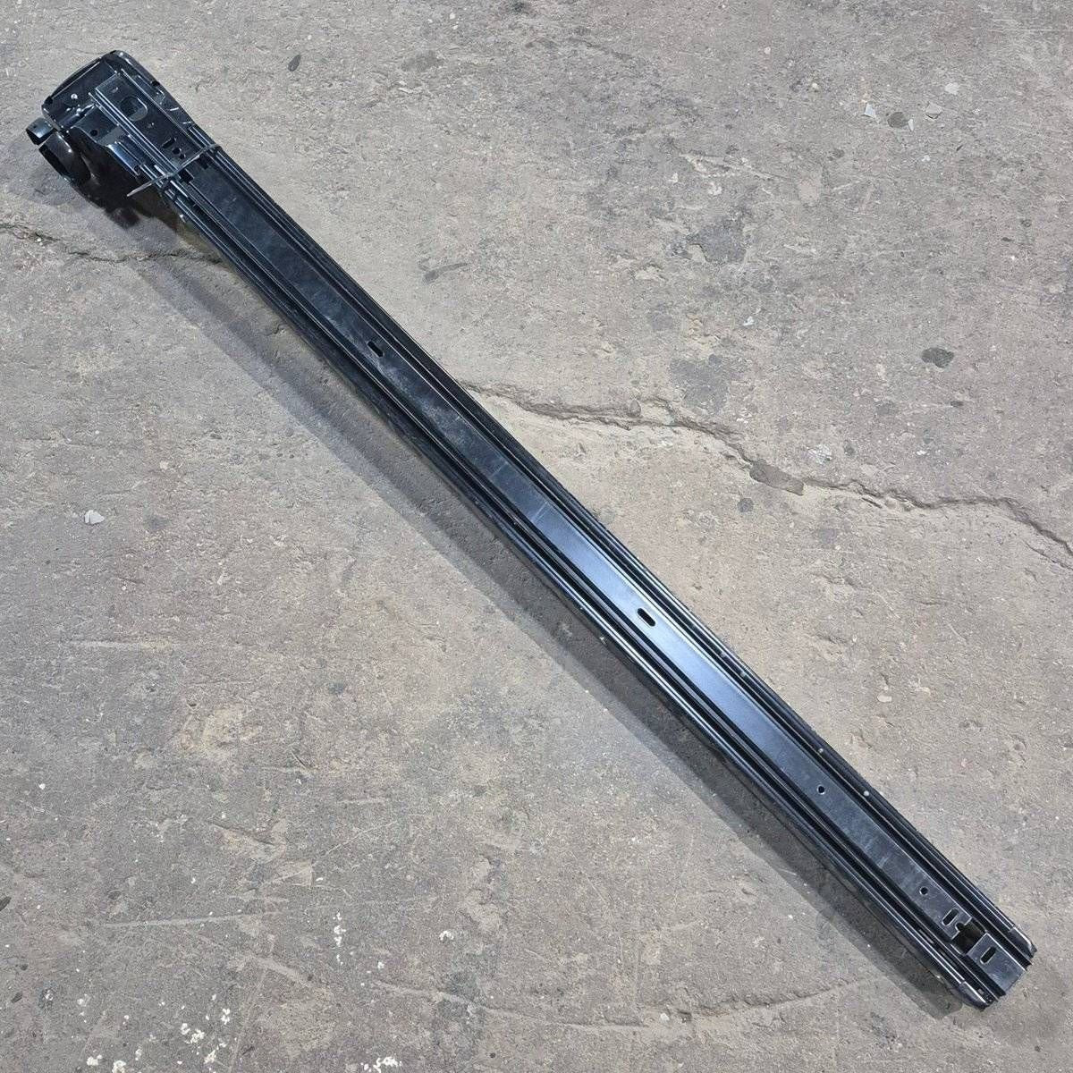 Used Carefree Awning Arm, Idler (Rear) Non-Powered, Steep Pitch, Black, 59" - Travel'r , R001508BLK - Image 7
