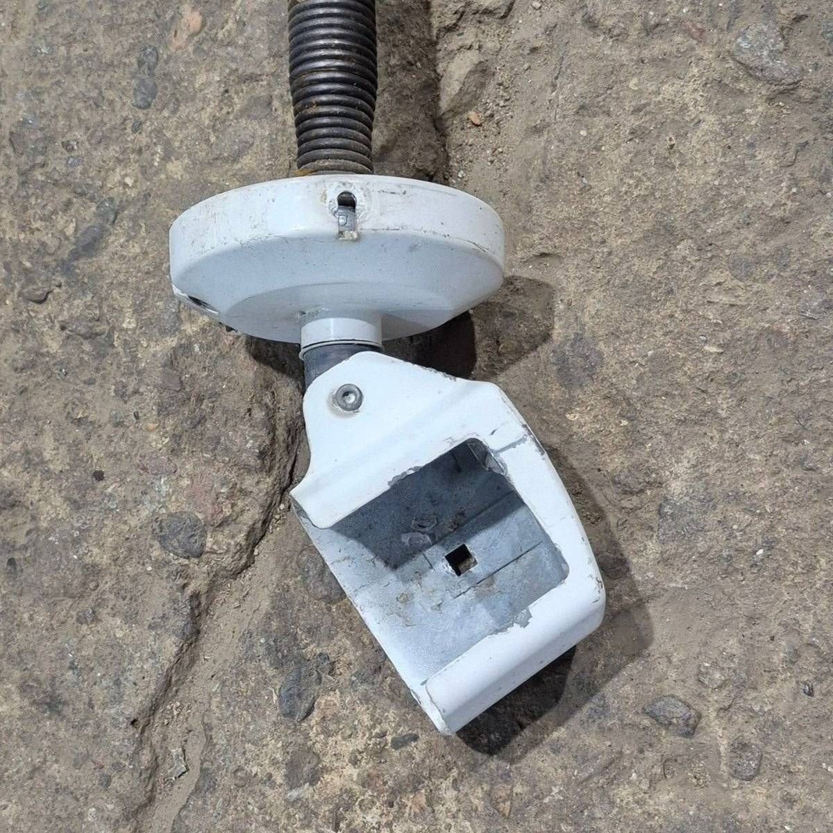 Used Carefree Awning Spring Torsion Assembly, Left Hand, No Lock - R00923WHT-A - Image 4