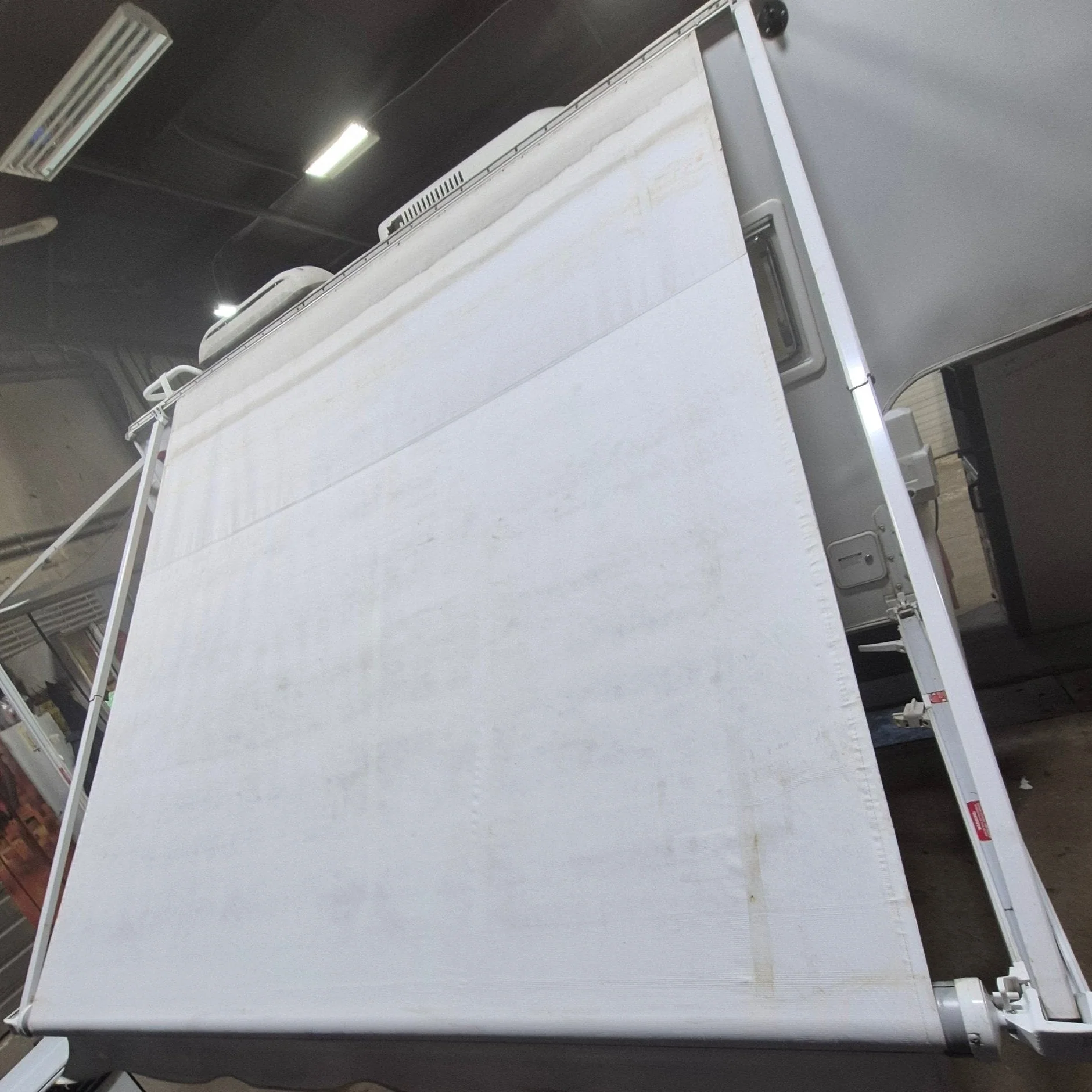 Used Carefree Complete Manual Truck Camper Awning 8' Used Canvas