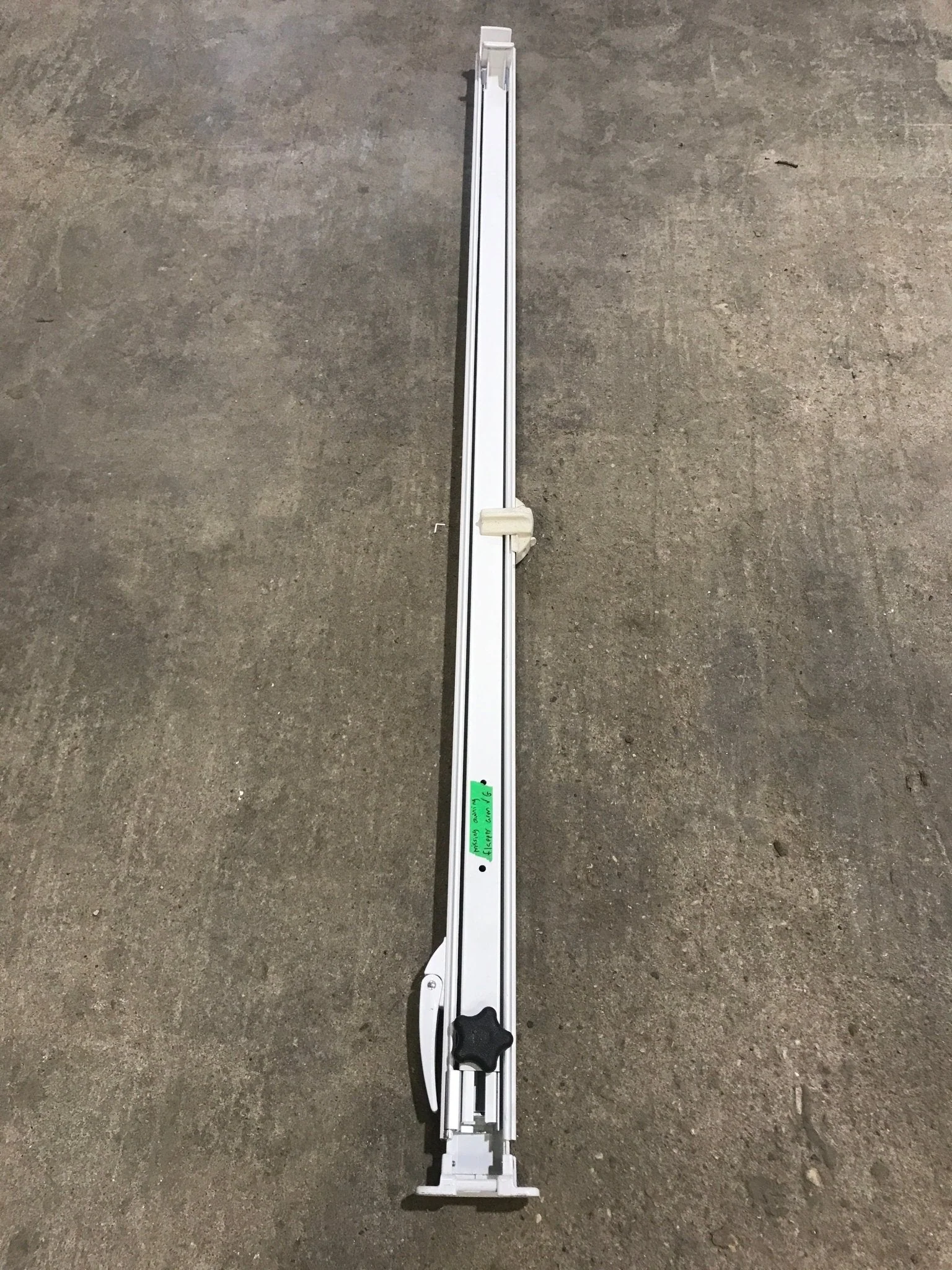 Used CareFree Fiesta Single Manual Arm - Image 3
