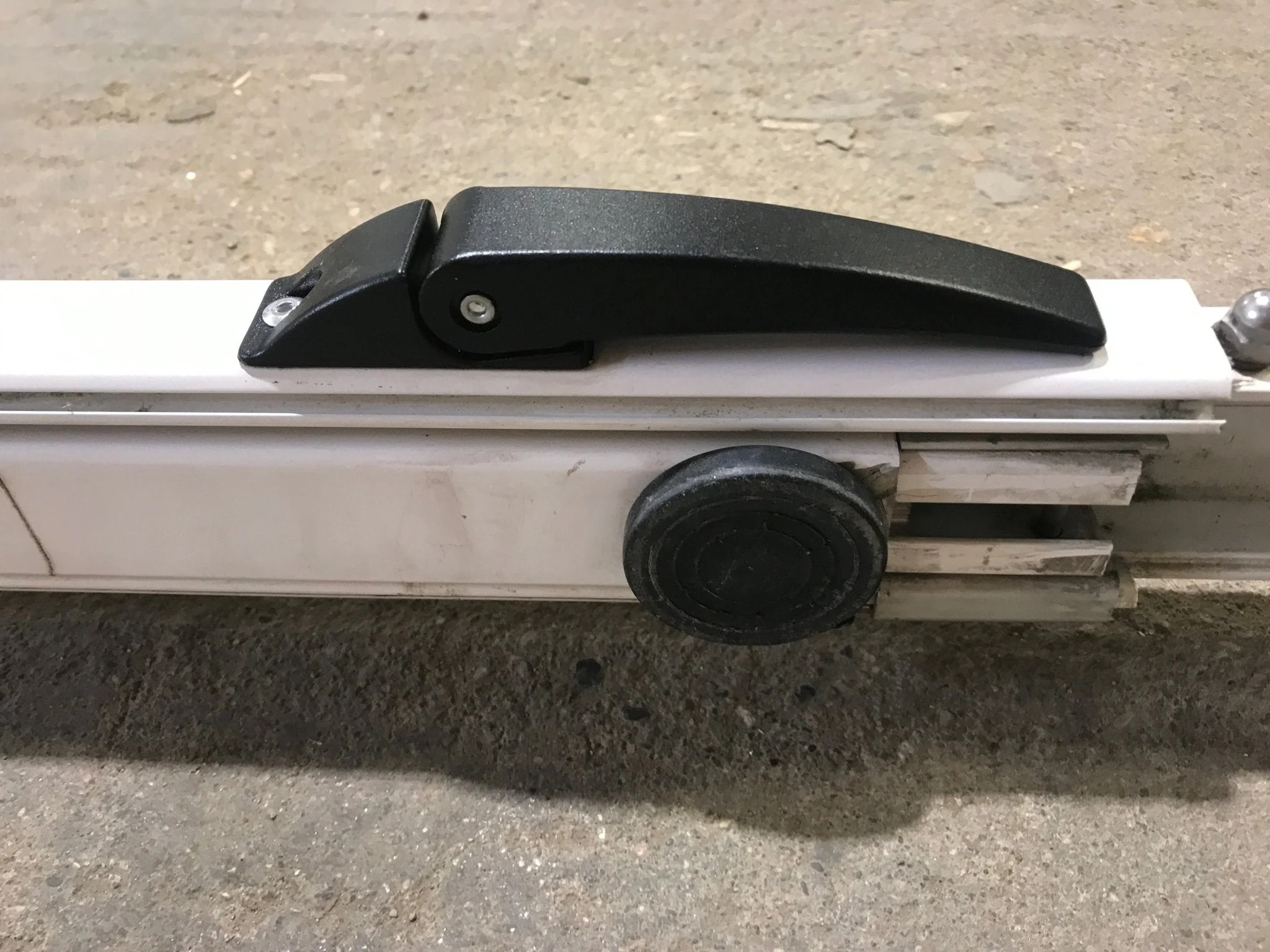 Used CareFree Fiesta Single Manual Arm - Image 6