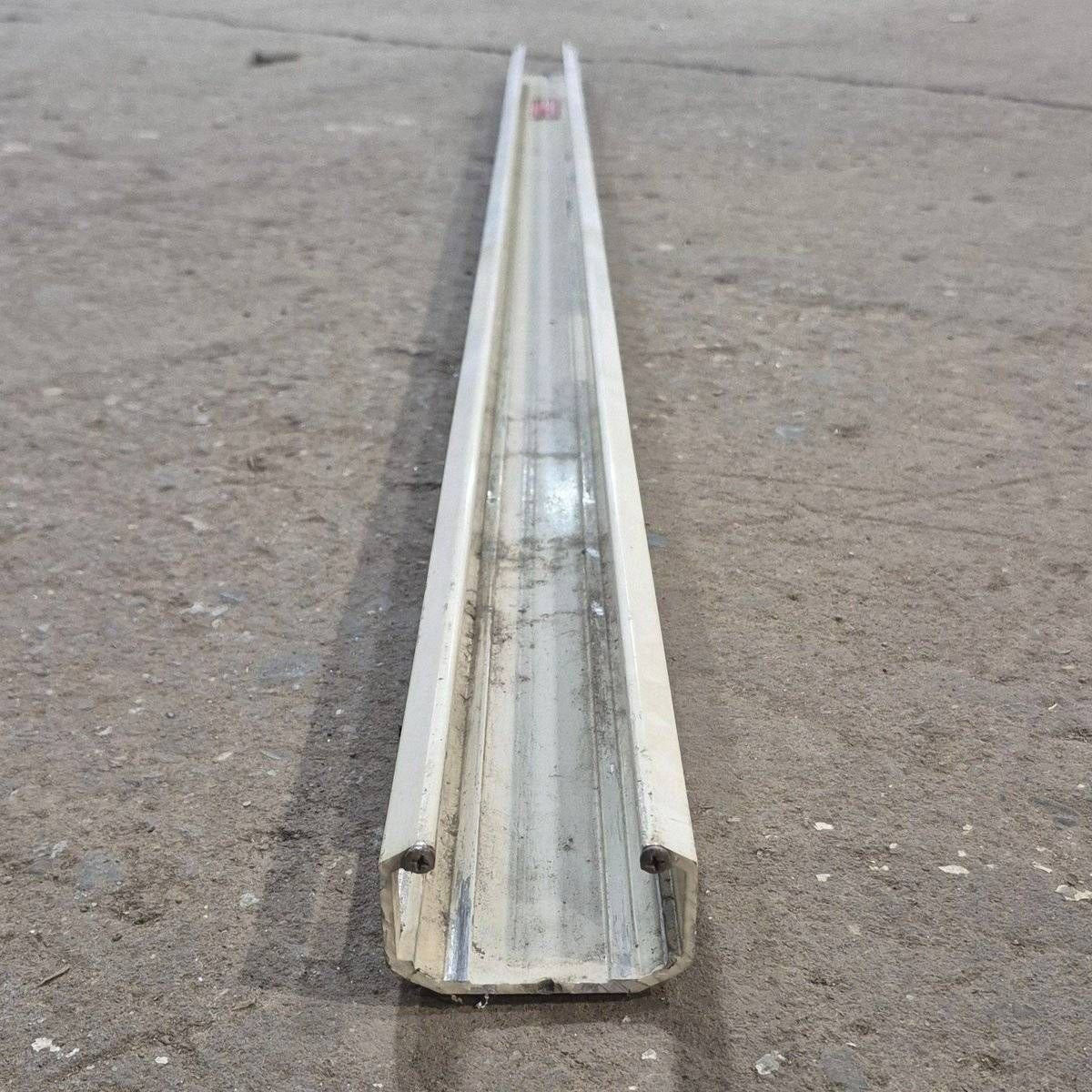 Used Carefree Upper Main Arm, Right (Front), Off-White, 66" - Spirit/ Fiesta - Image 7