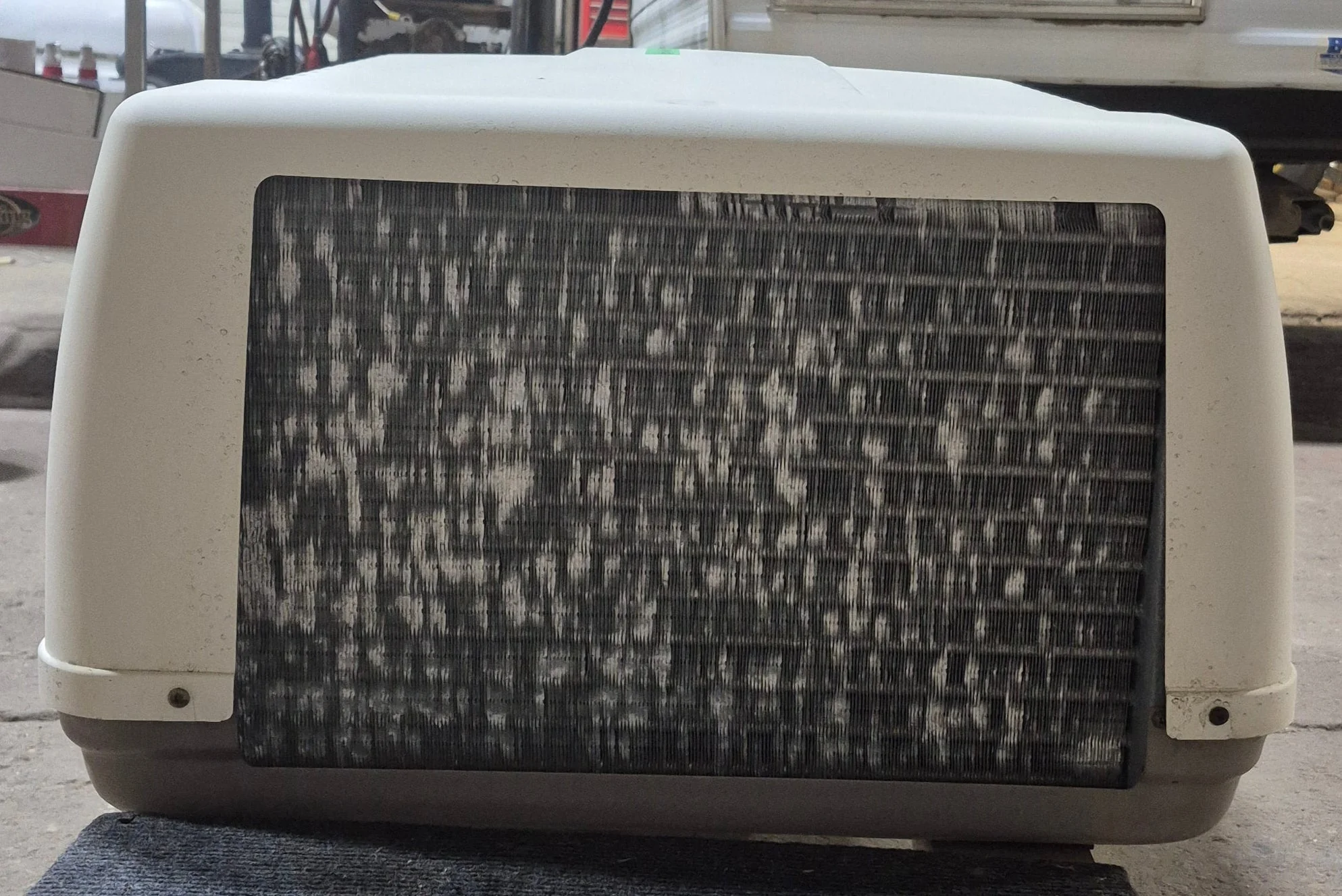 Used Carrier Air Conditioner, Head Unit, 13500BTU, Cool Only - 68RV14102A - Image 5
