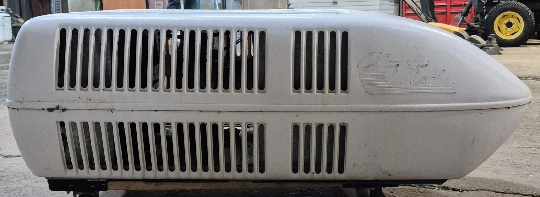 Used Coleman Air Conditioner, Head Unit, 13500 BTU, Cool Only - 7333C8664 - Image 4