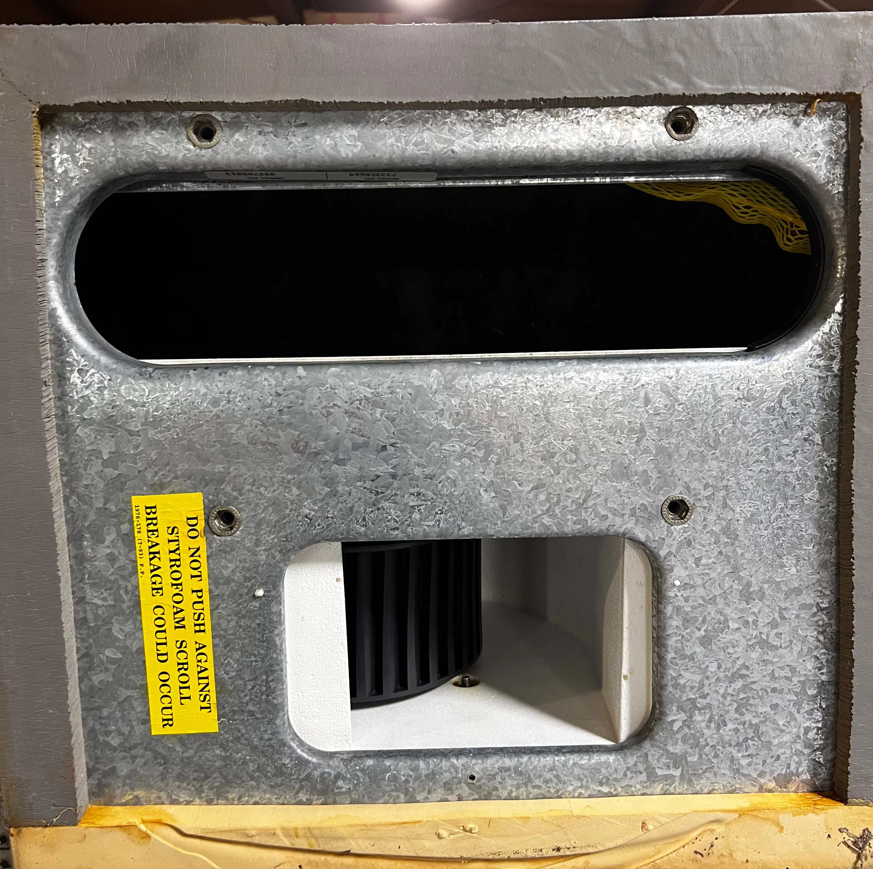 Used Coleman Air Conditioner, Head Unit, 13500 BTU, Cool Only - 7333C8664 - Image 7
