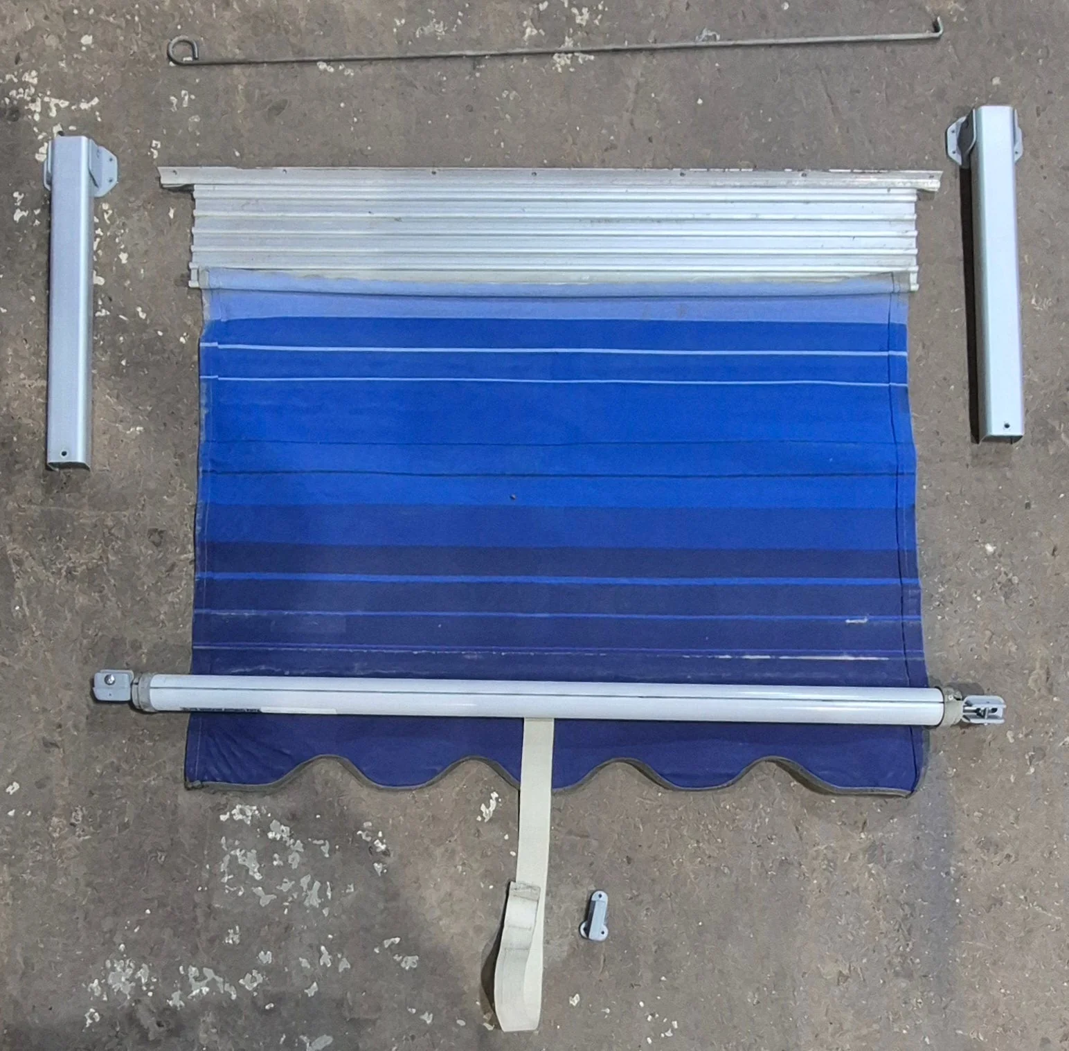 Used Complete A&E Deluxe Plus Window Awning 43"