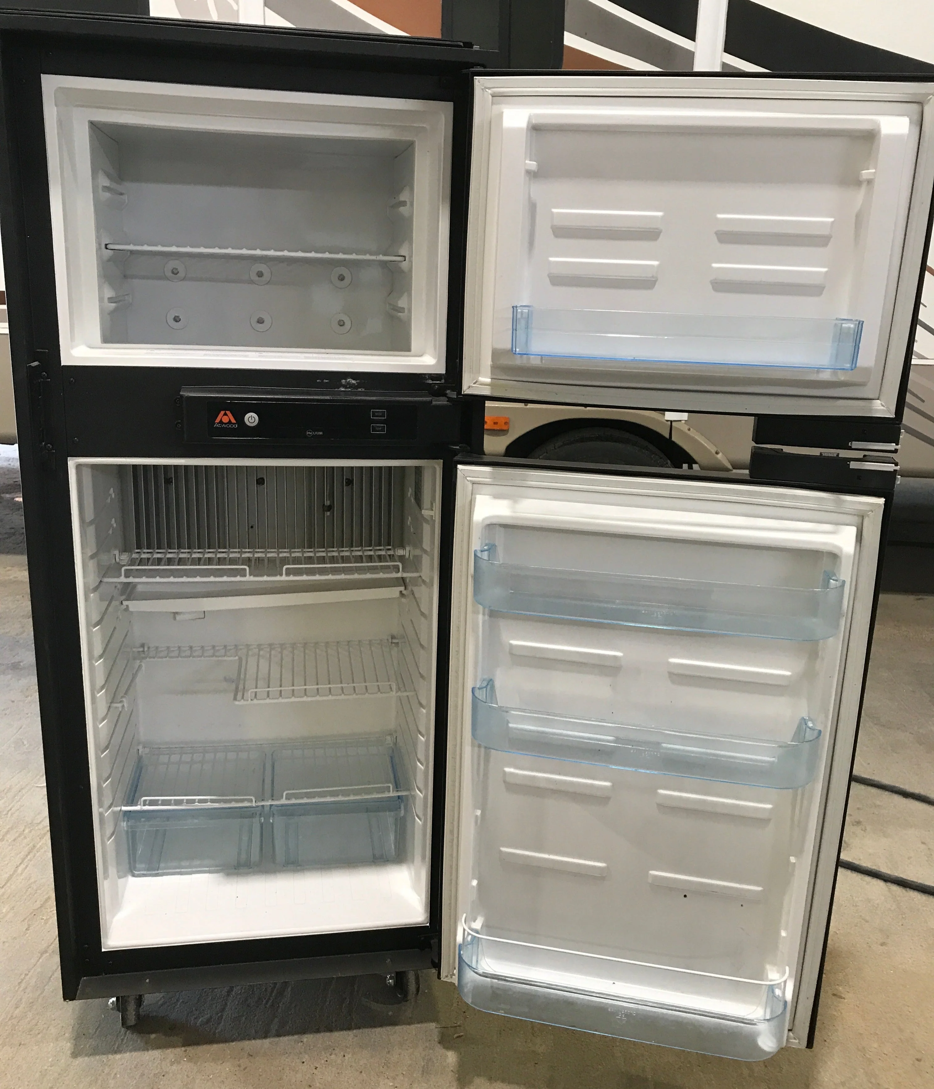 Used Complete Atwood Helium Fridge HE-0601 - Image 3