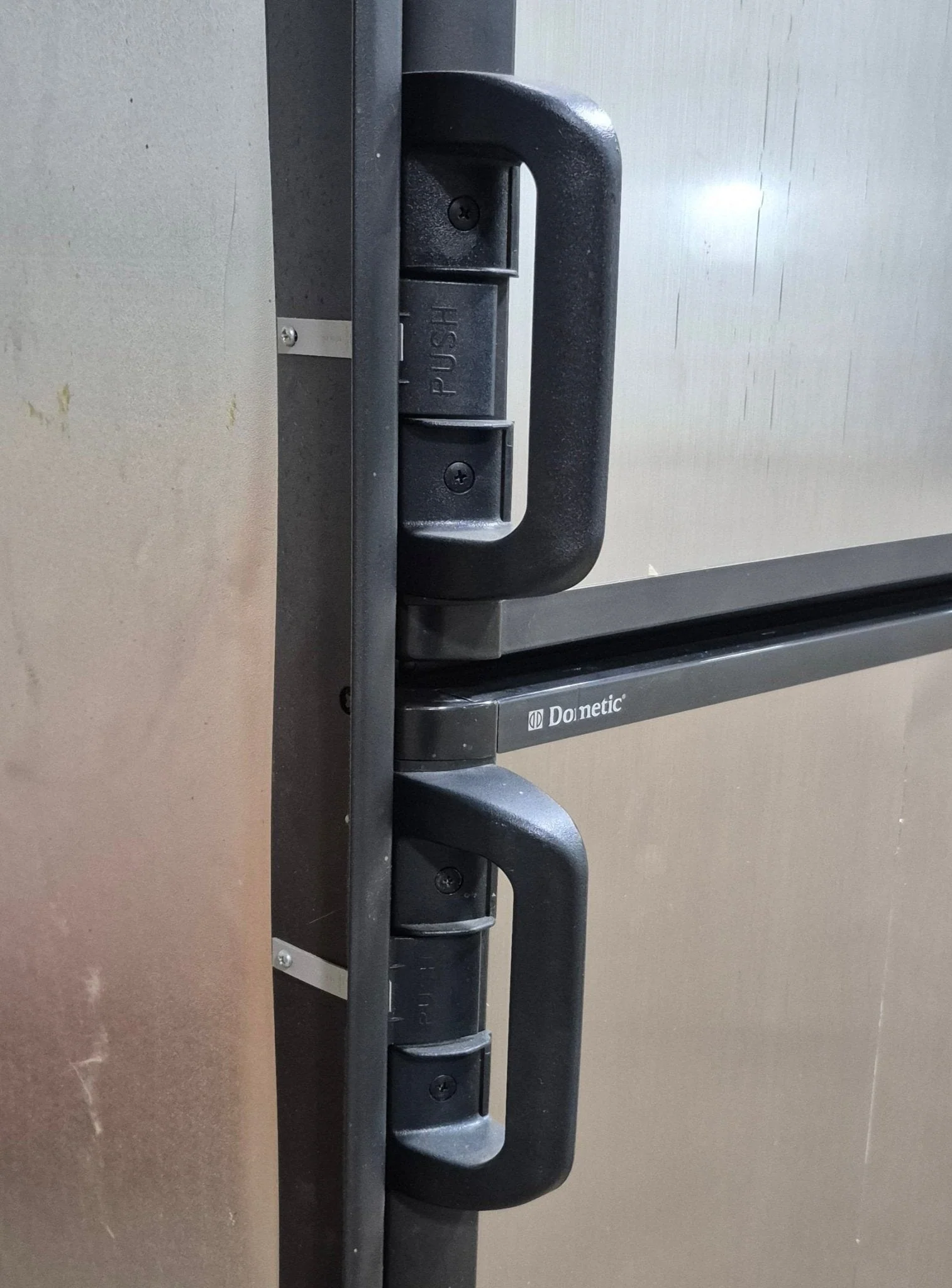 Used Complete Dometic Fridge, 2-Way - DM2652 - Image 4
