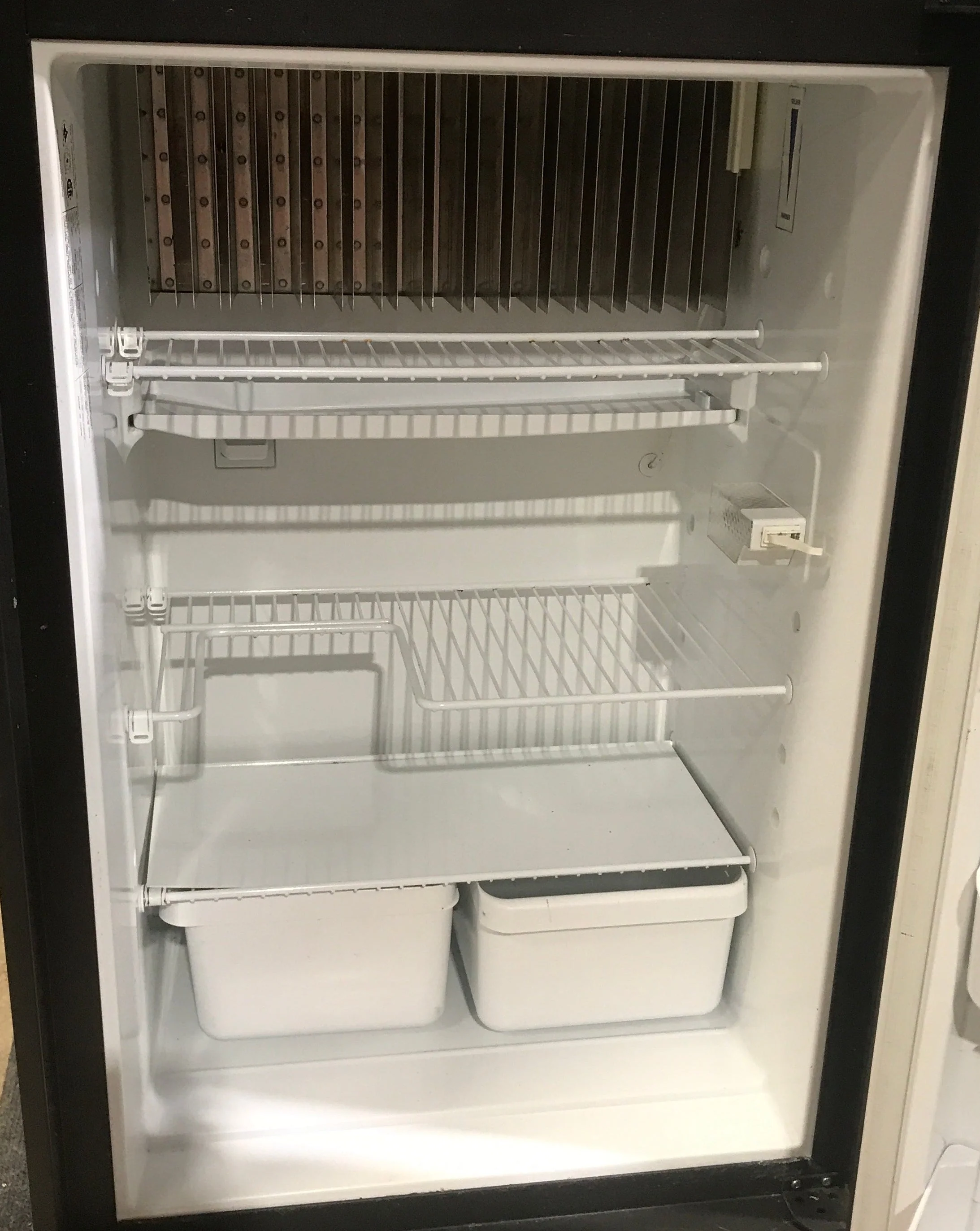 Used Complete Dometic Fridge, 2-Way - DM2652 - Image 4
