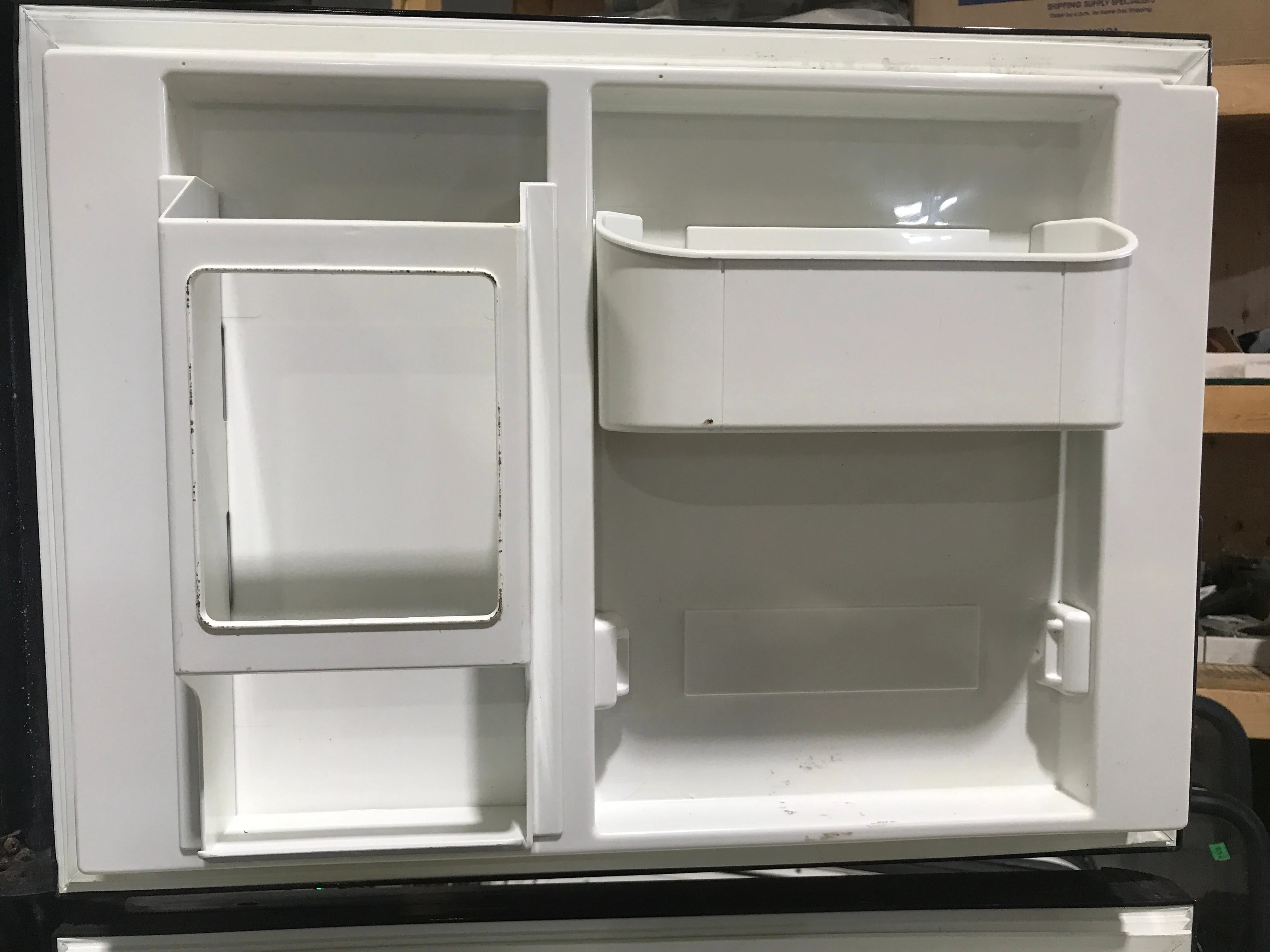 Used Complete Dometic Fridge, 2-Way - DM2652 - Image 5