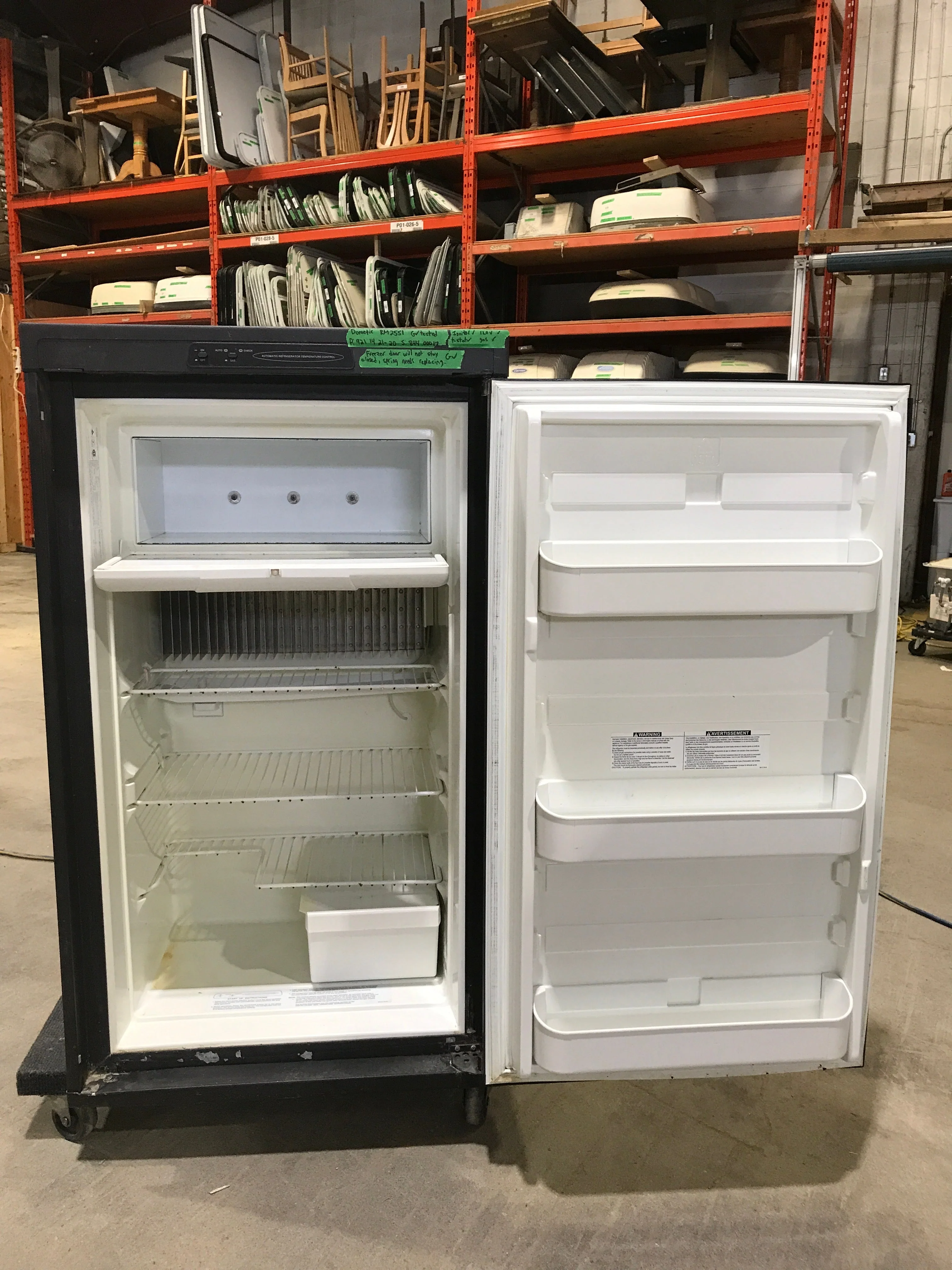 Used Complete Dometic Fridge, 2-Way - RM2551 - Image 2