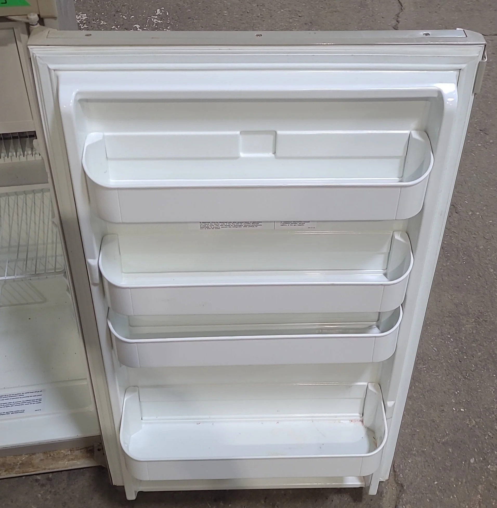 Used Complete Dometic Fridge, 2-Way - RM2551 - Image 5
