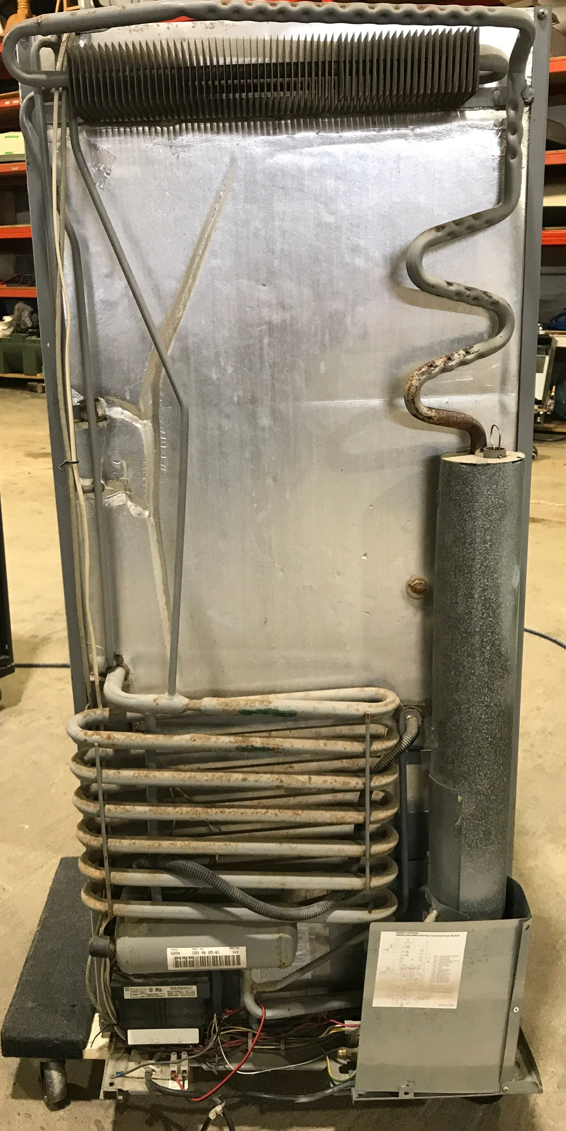 Used Complete Dometic Fridge, 2-Way - RM2652 - Image 9