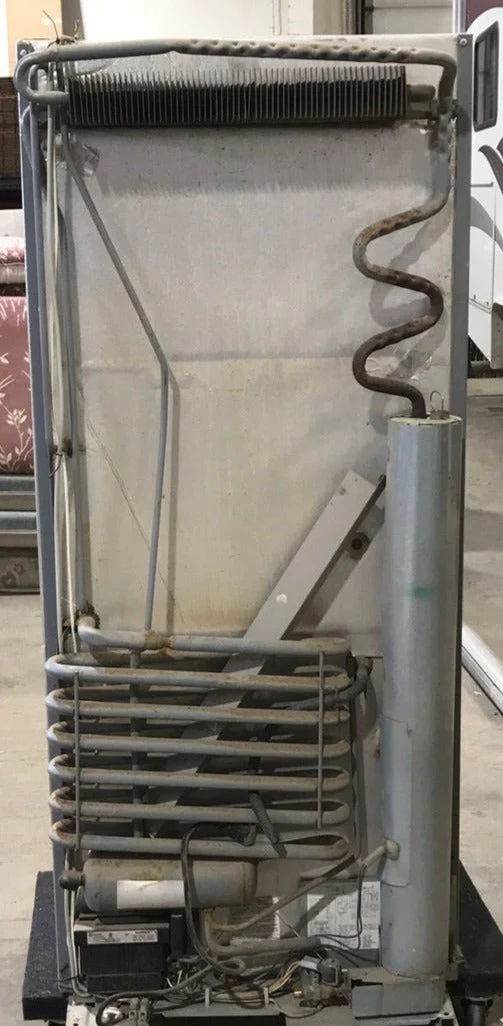 Used Complete Dometic Fridge, 2-Way - RM2652 - Image 10
