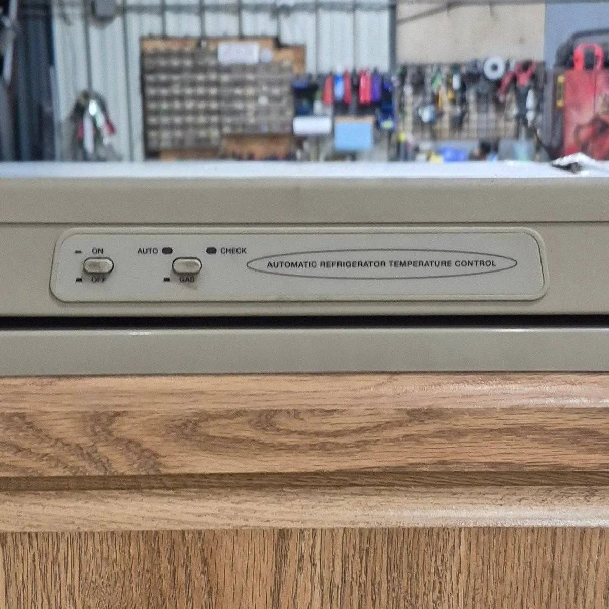 Used Complete Dometic Fridge, 2-Way - RM2652 - Image 2