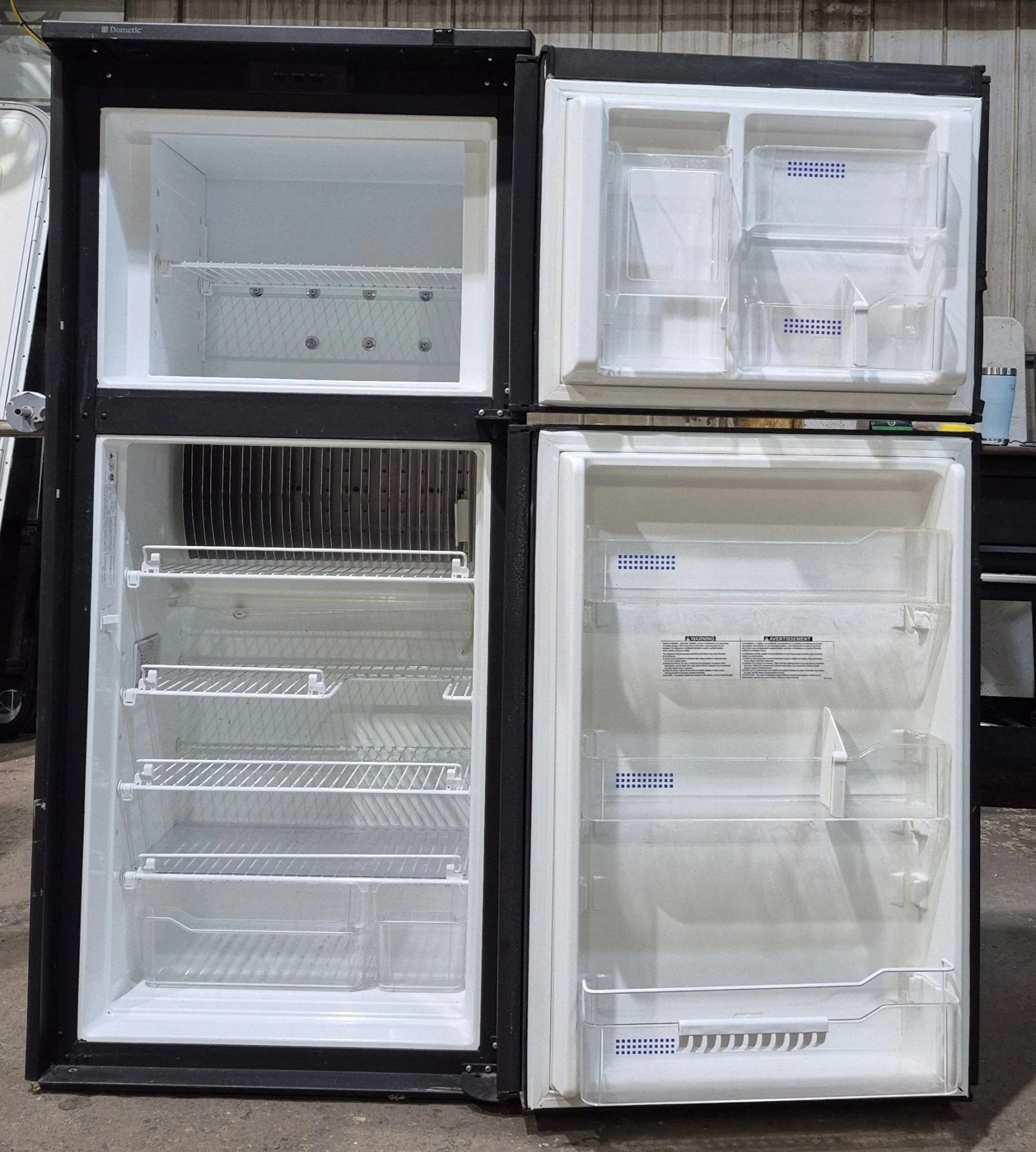 Used Complete Dometic Fridge, 2-Way - RM3762 - Image 4