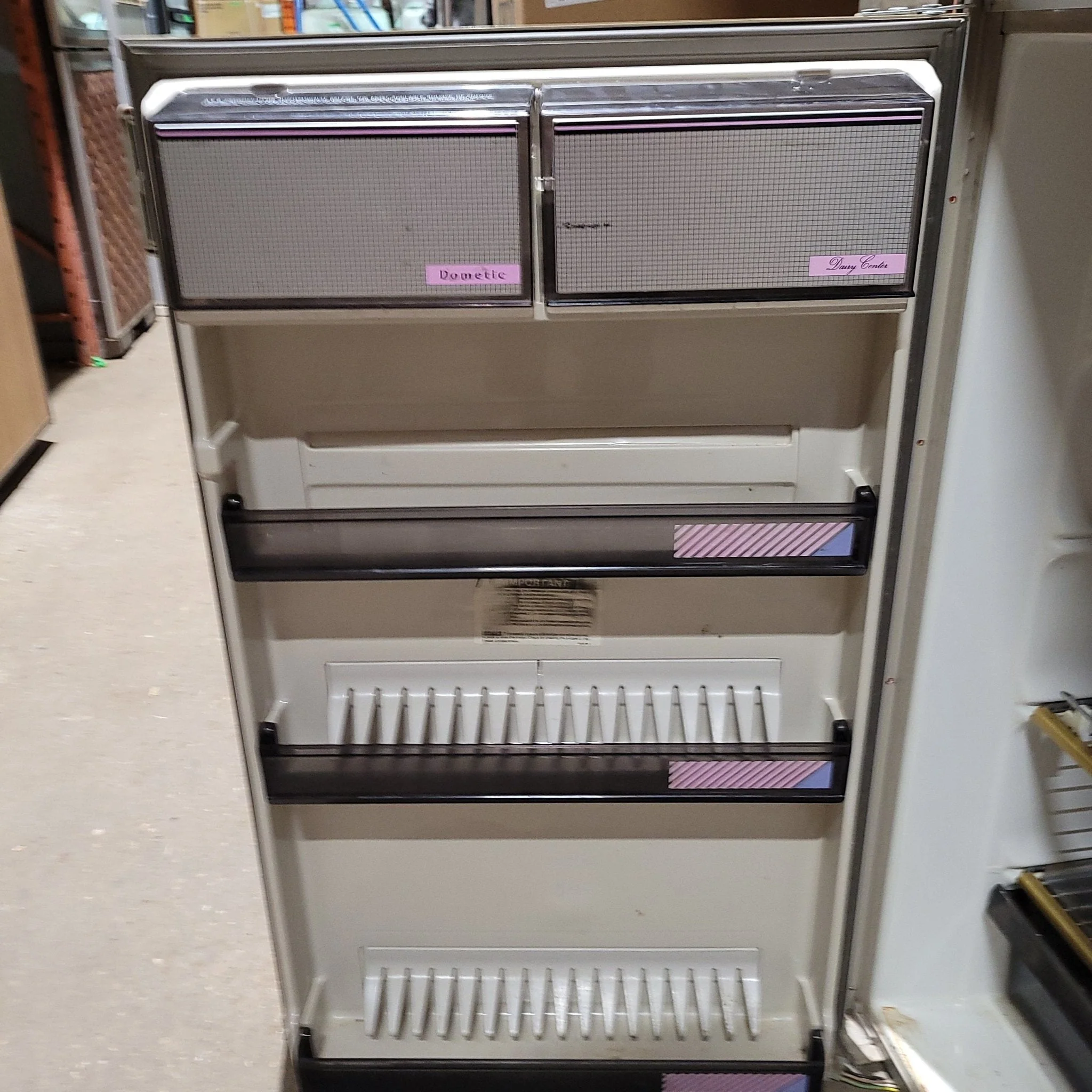 Used Complete Dometic Fridge, 3-Way - RM4804 - Image 9