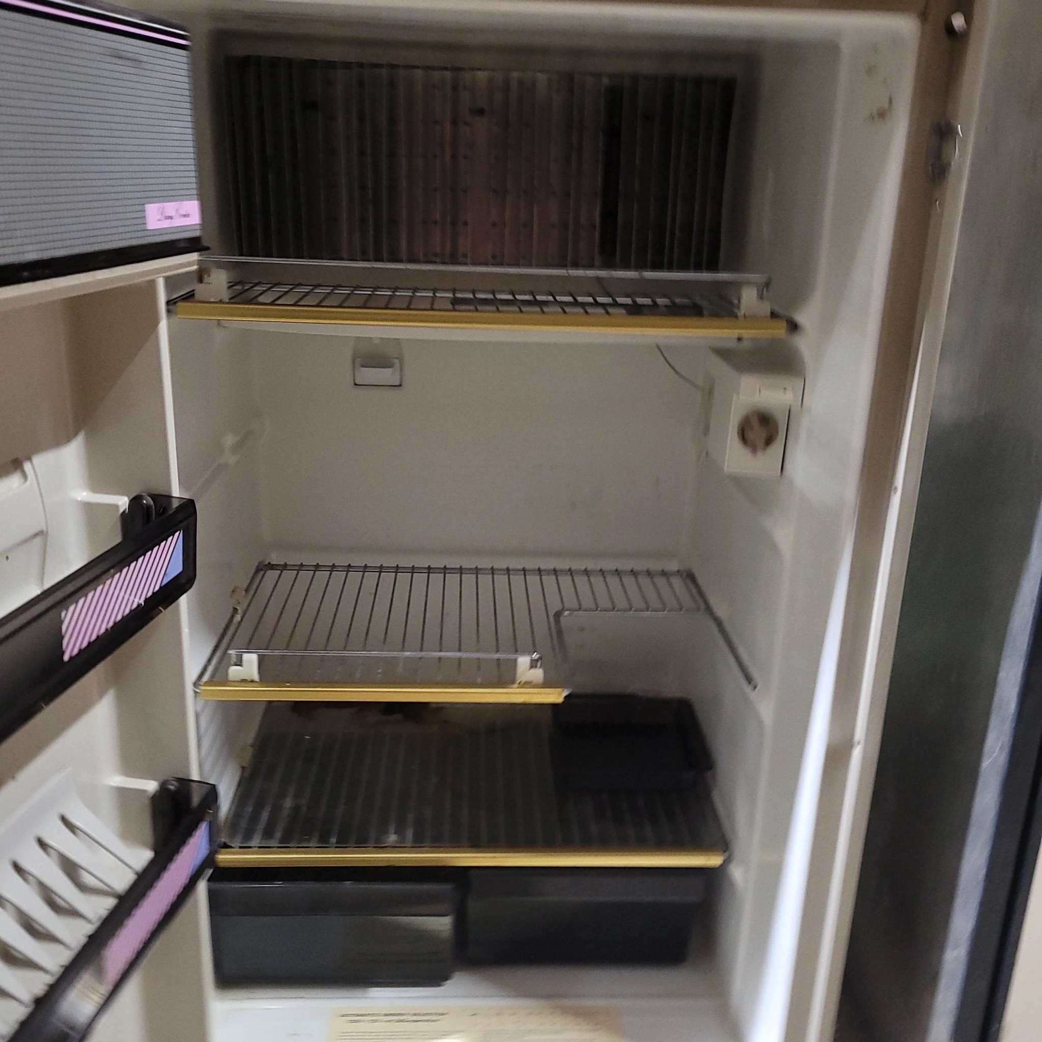 Used Complete Dometic Fridge, 3-Way - RM4804 - Image 8