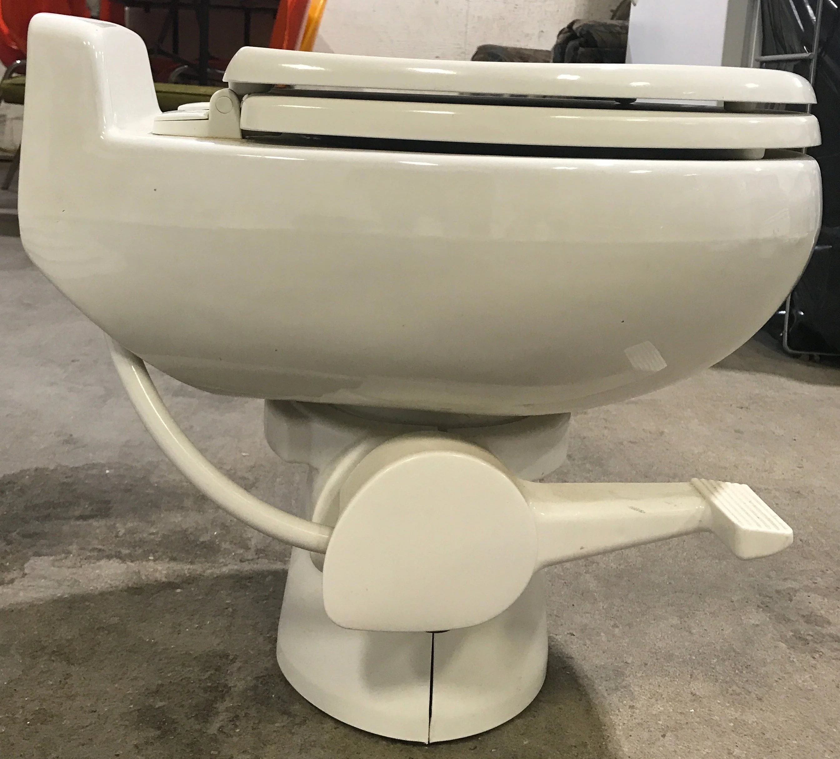 Used Complete Dometic Sealand Traveler Toilet, Foot Flush - 510+ - Image 2