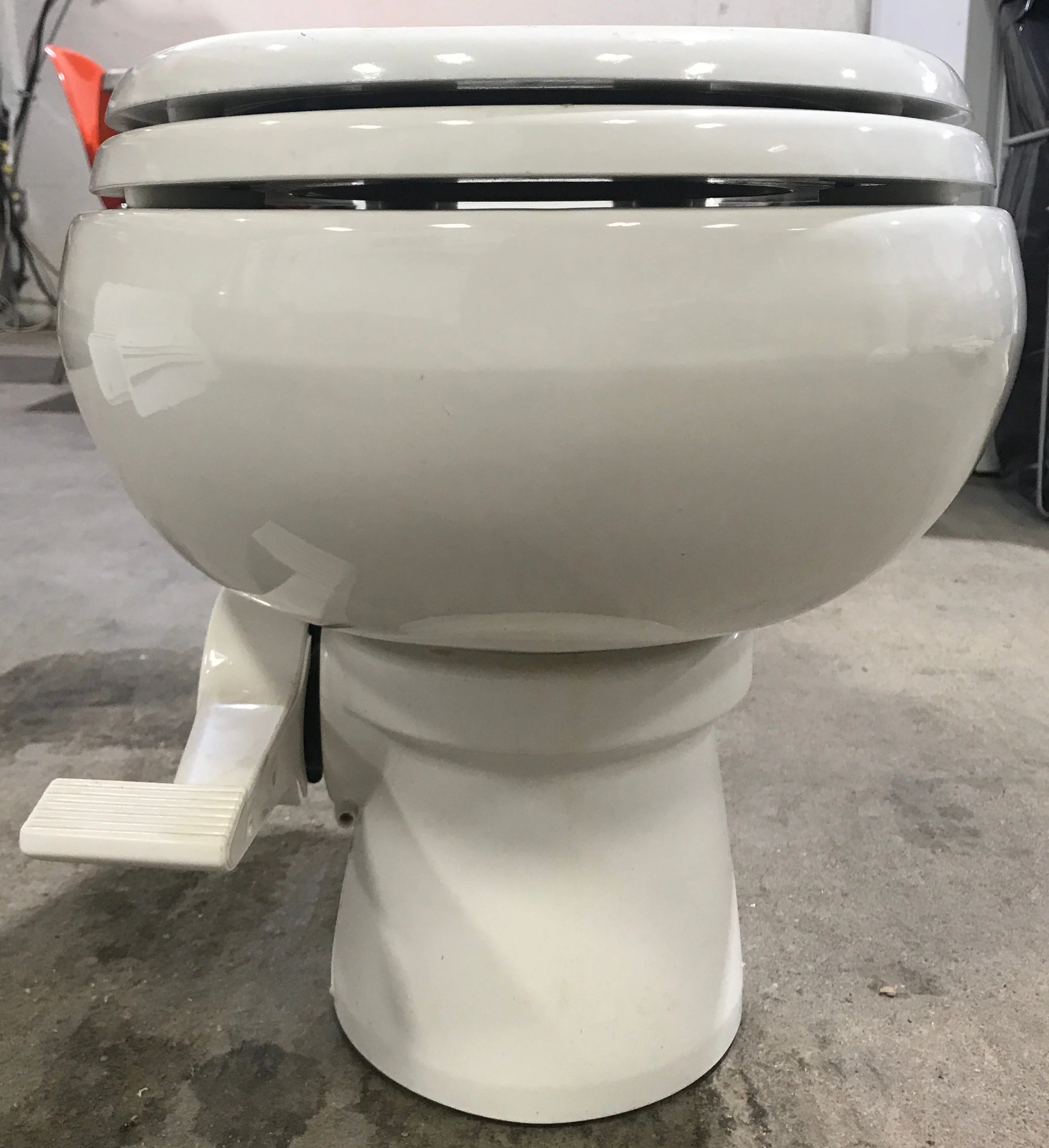 Used Complete Dometic Sealand Traveler Toilet, Foot Flush - 510+